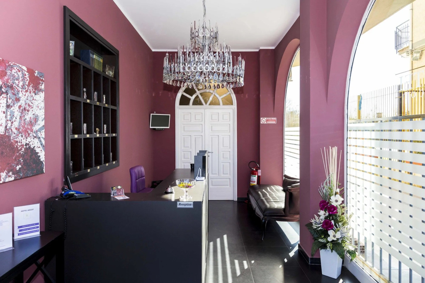 Отель Ascot Hotel