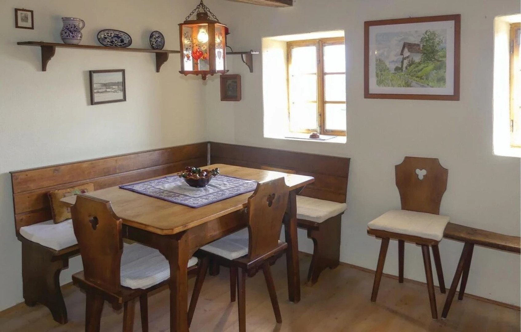 Stunning Home in Gaas With 2 Bedrooms