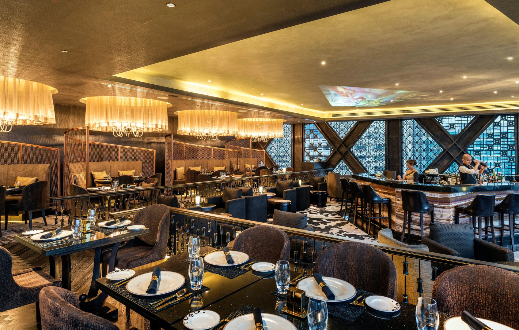 Holiday Inn Bangkok Sukhumvit by IHG