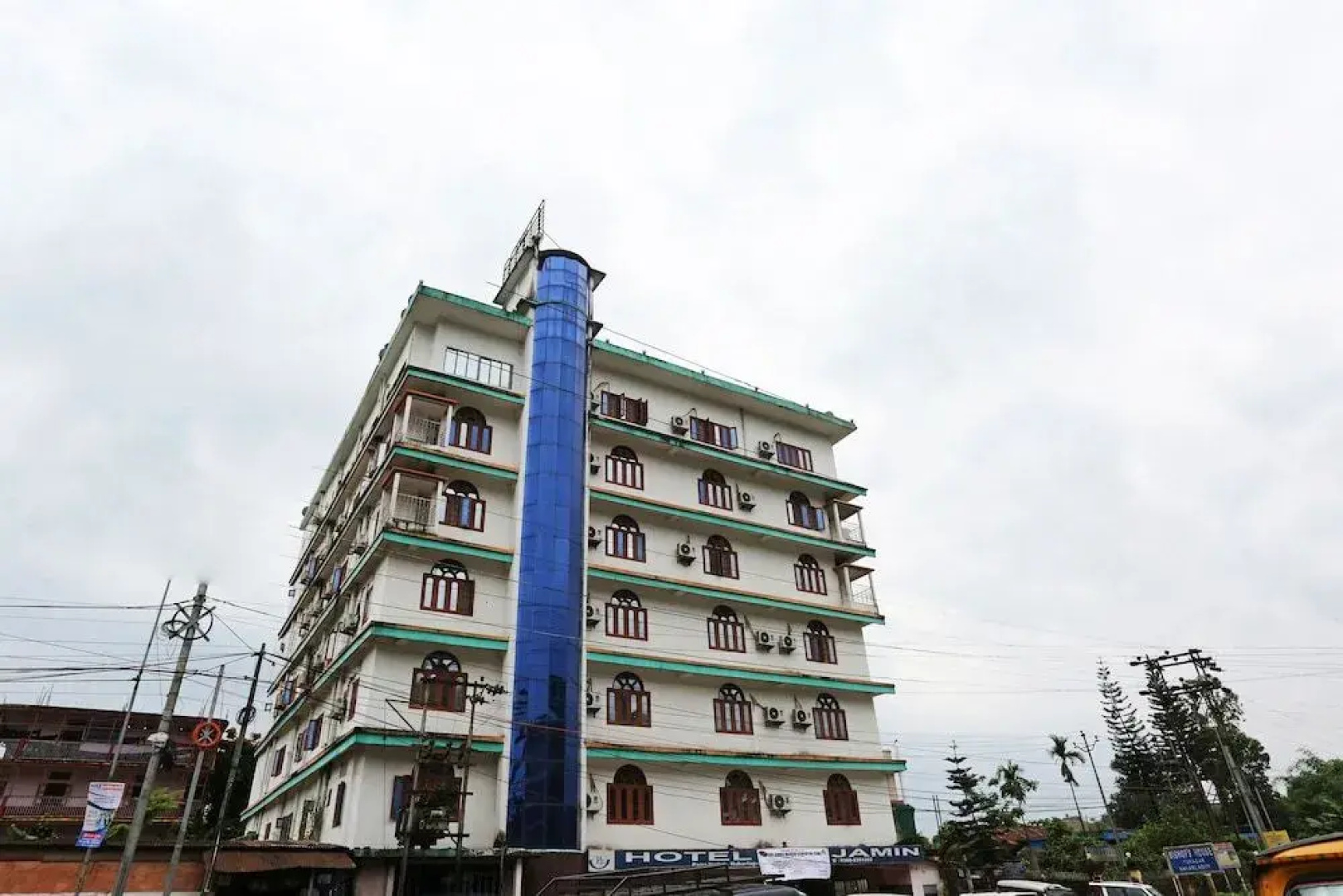 Hotel Benjamin by OYO Rooms