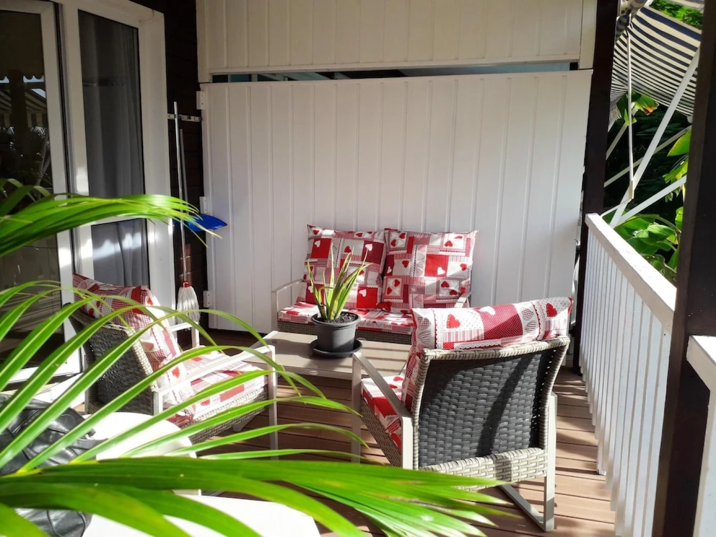 Bungalow With 2 Bedrooms in Bouillante, With Furnished Terrace and Wif