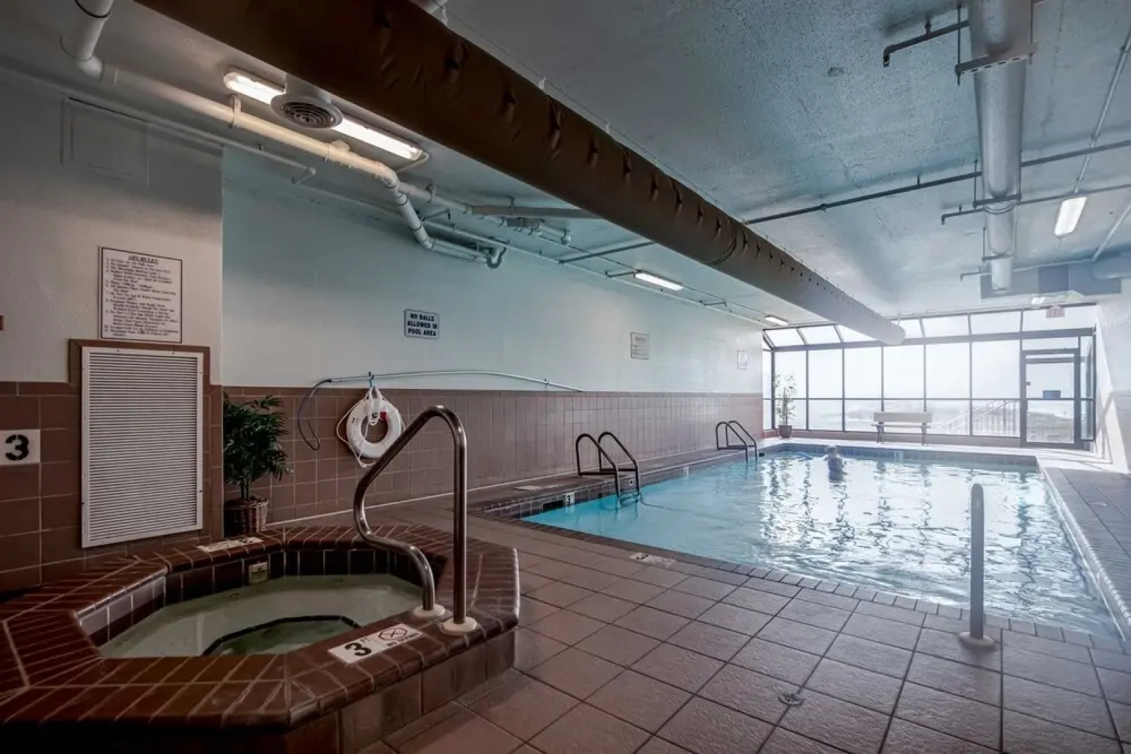 Phoenix Viii Unit 1406 3 Bedroom Condo by Redawning