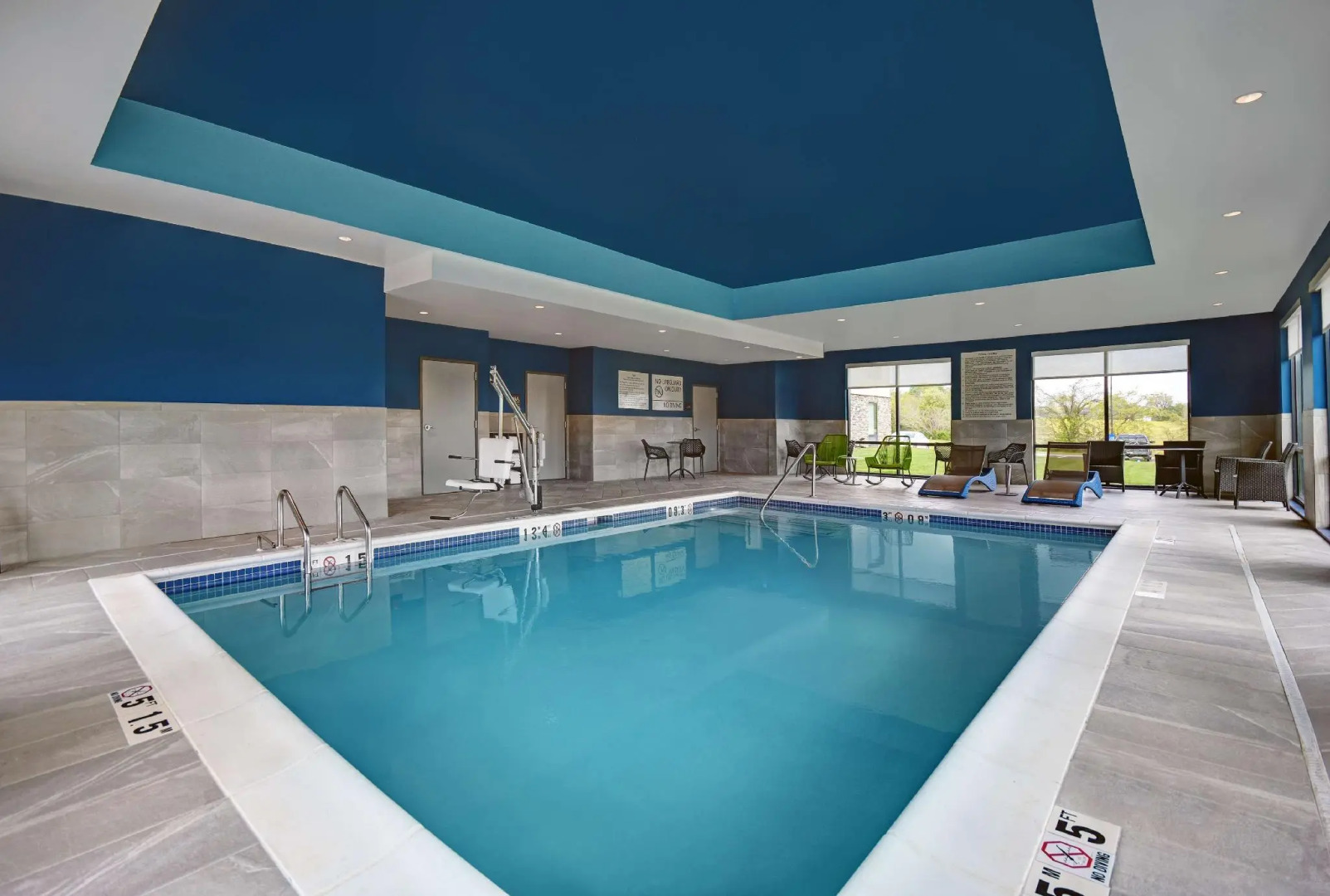 Hampton Inn Cave City, KY