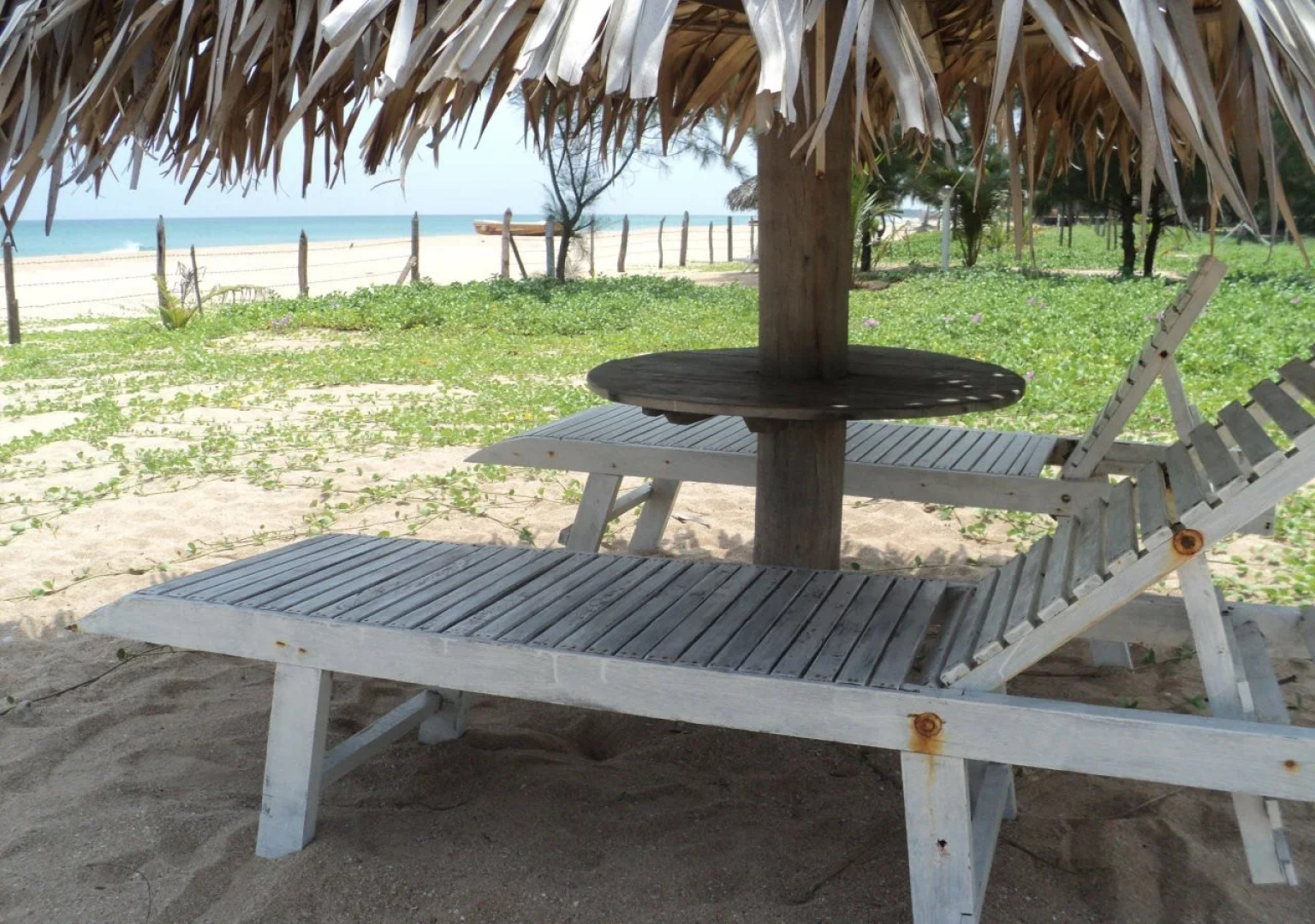 White Sand Beach Inn