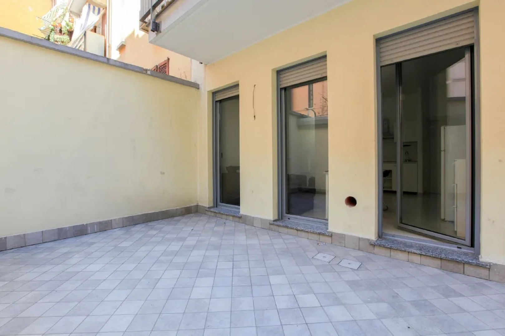 Red Line Room Division