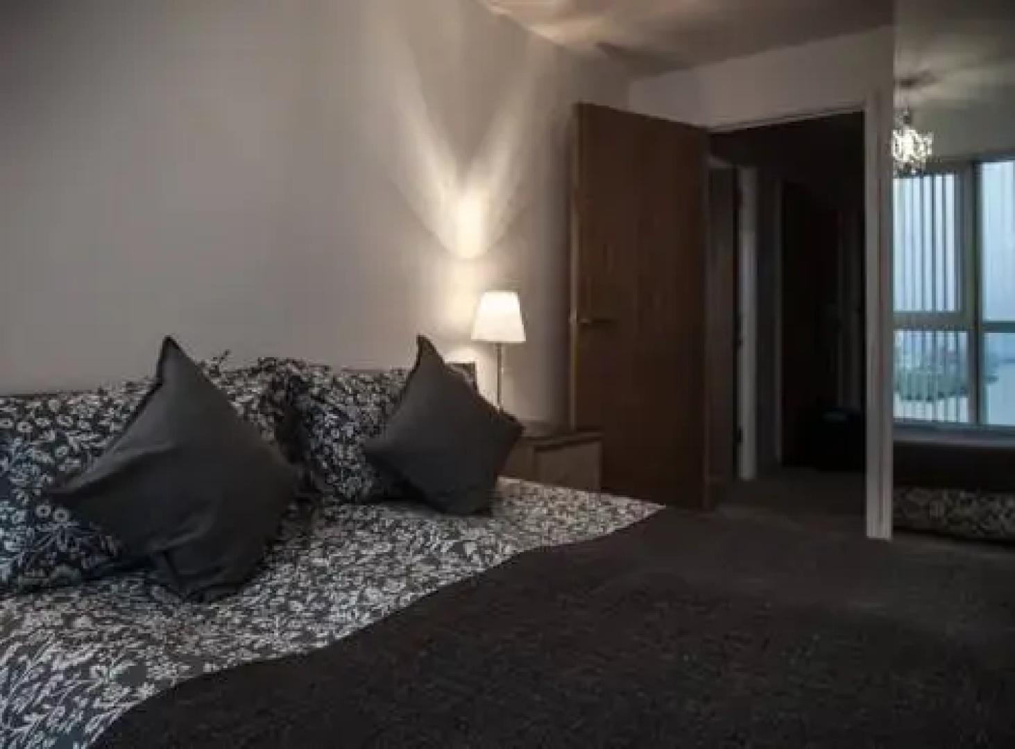 Diamond Apartments