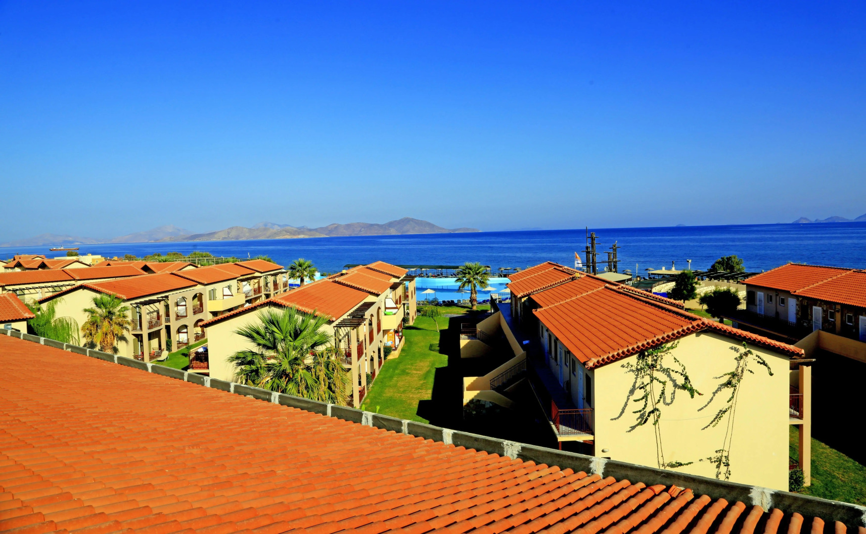 White Olive Marine Aquapark - All Inclusive