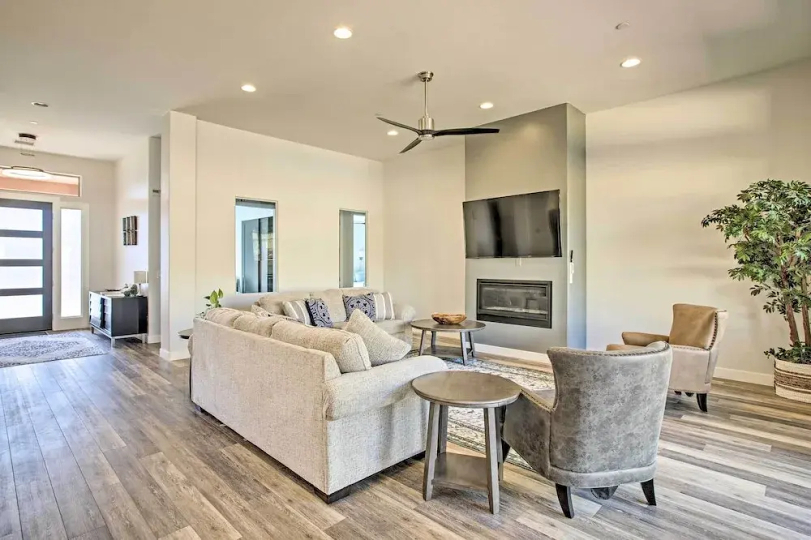 Tranquil Sedona Home With Fireplace & Hot Tub!