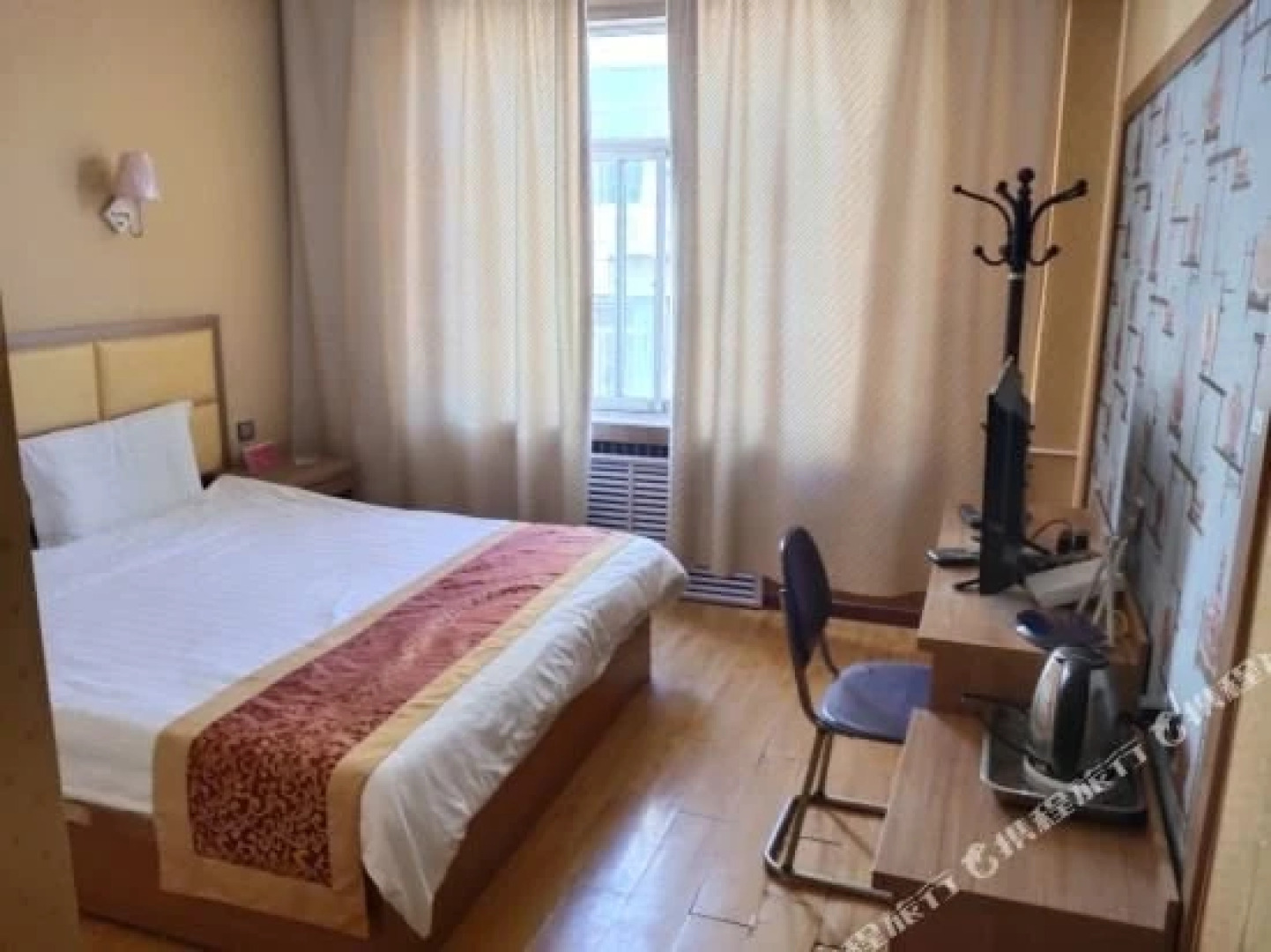 Zhang Ye Meng Tuo Ling International Youth Hostel