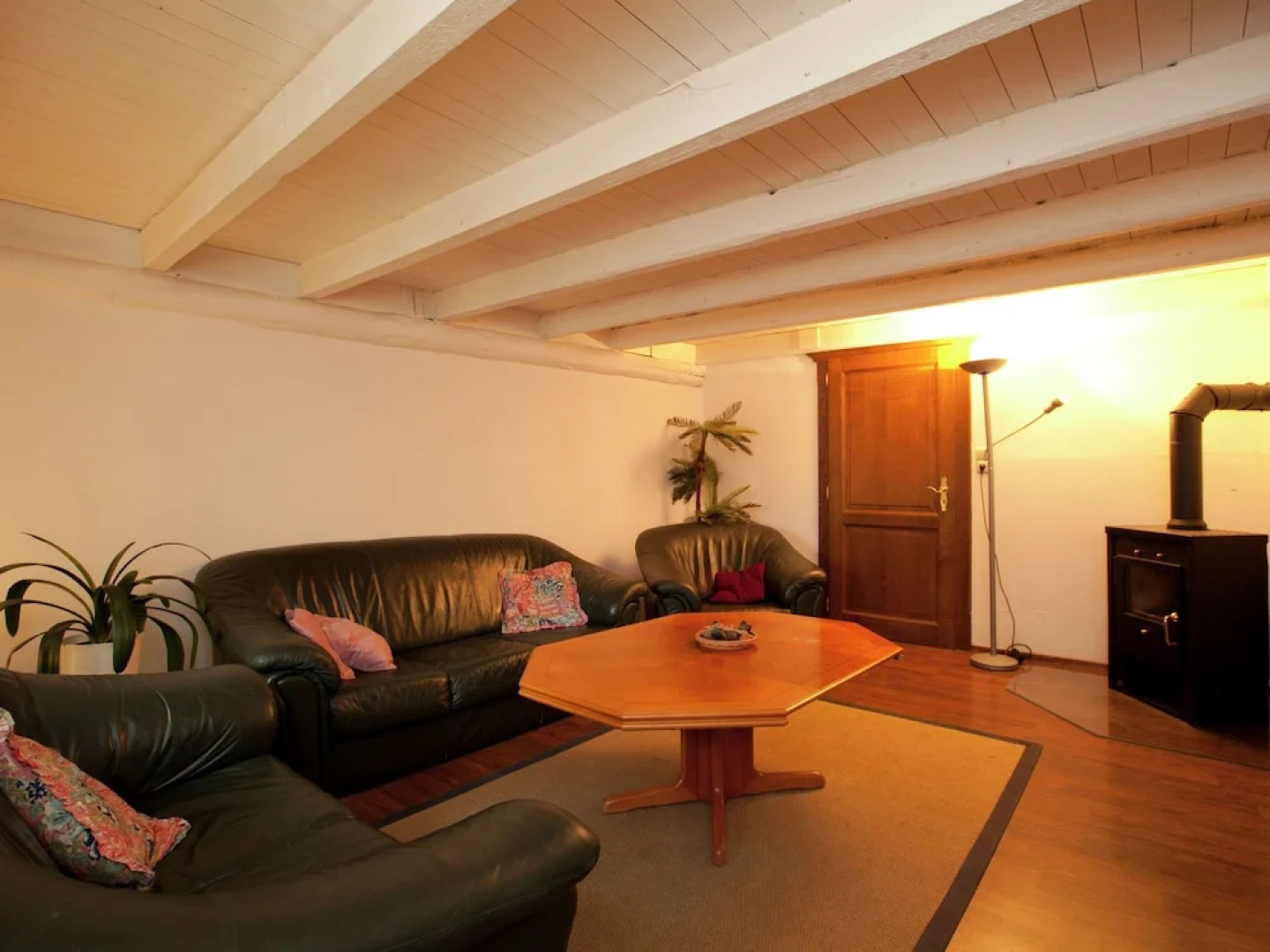 Charming Apartment in Weißenhof Near the Forest