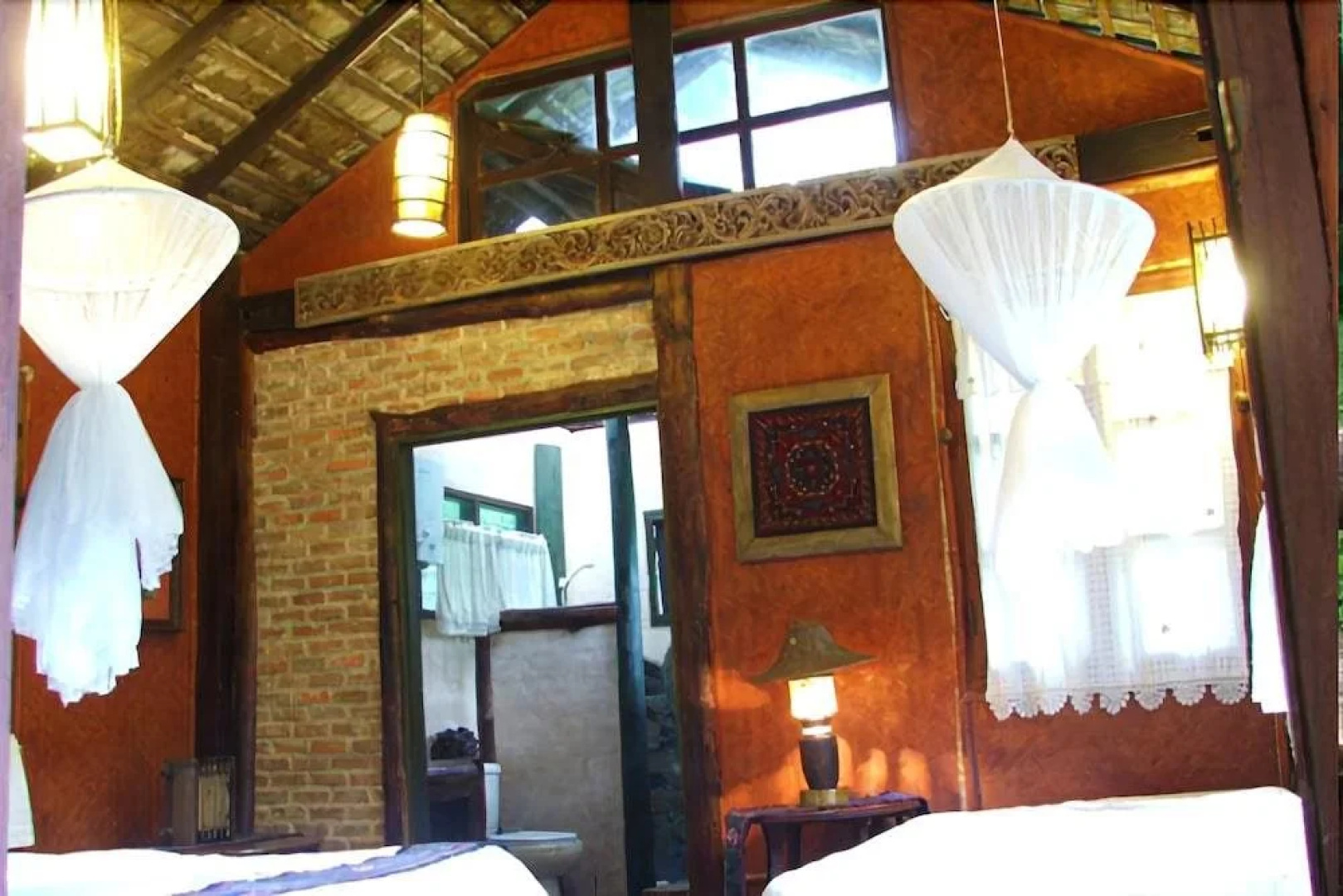 Tharnthong Lodges