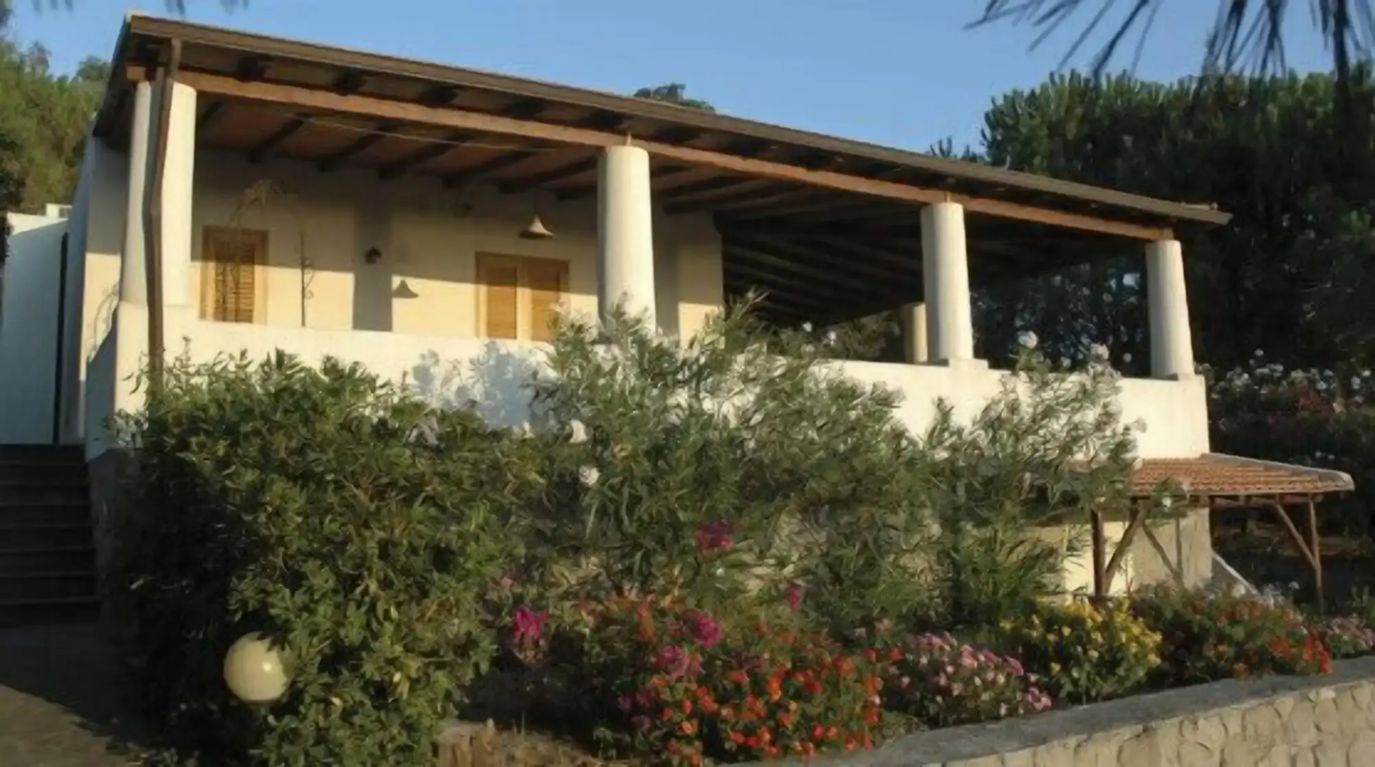 Eolian Residence