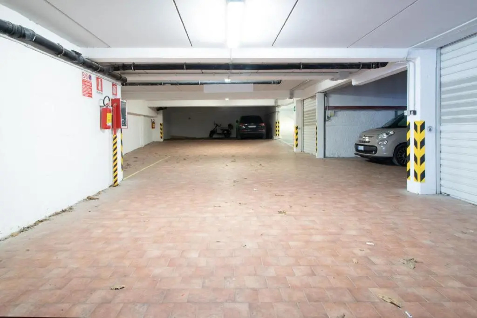 Edone' by PortofinoHomes