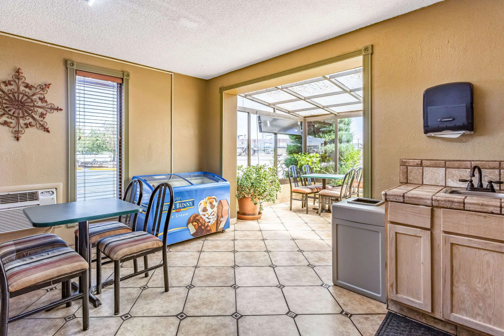 Rodeway Inn Farmington