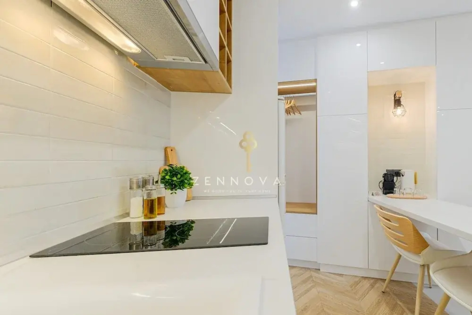 Zennova 72 Tsinari Luxury Suite