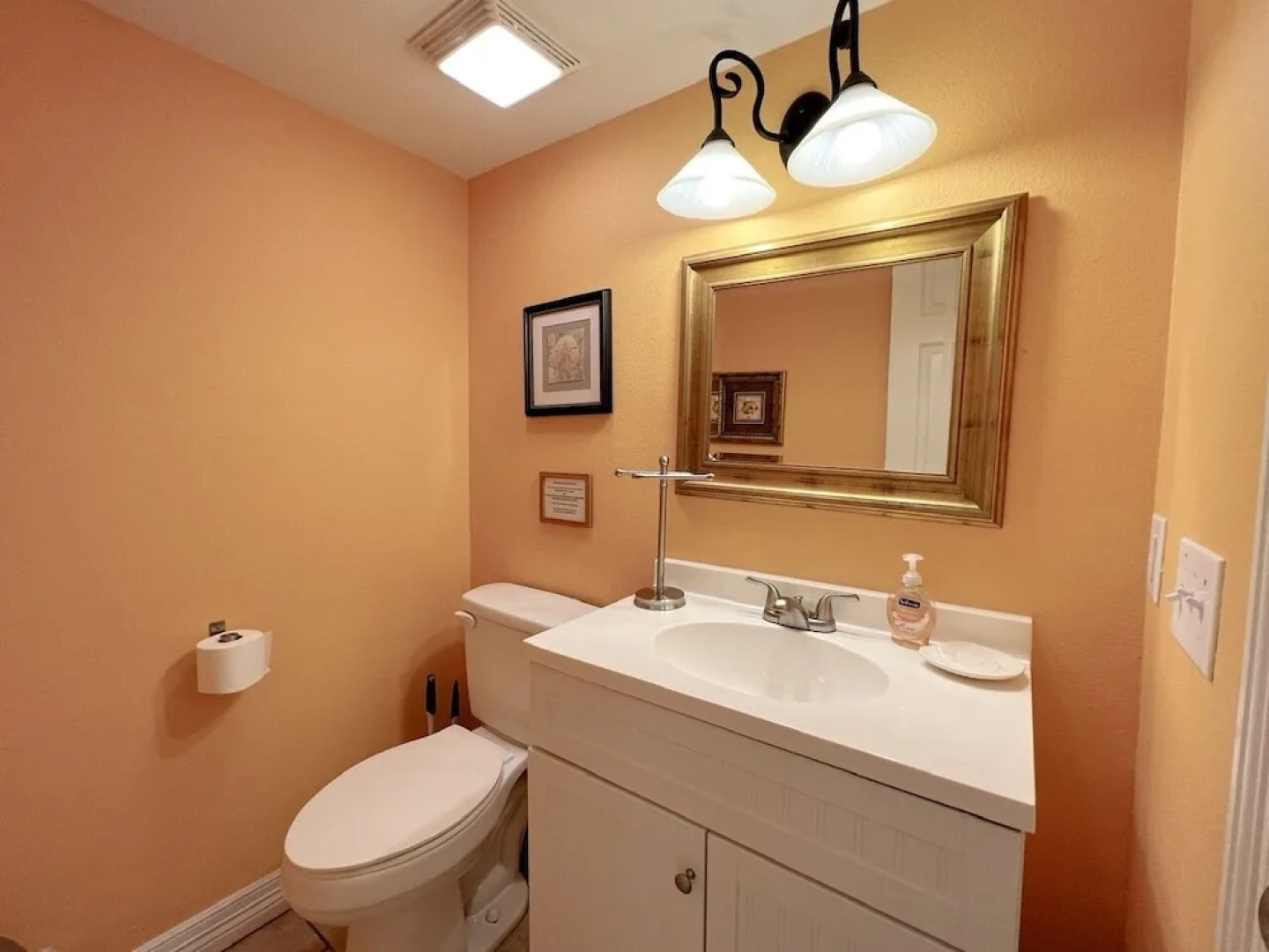 Abby Sands Castle 2 Bedroom Home by RedAwning