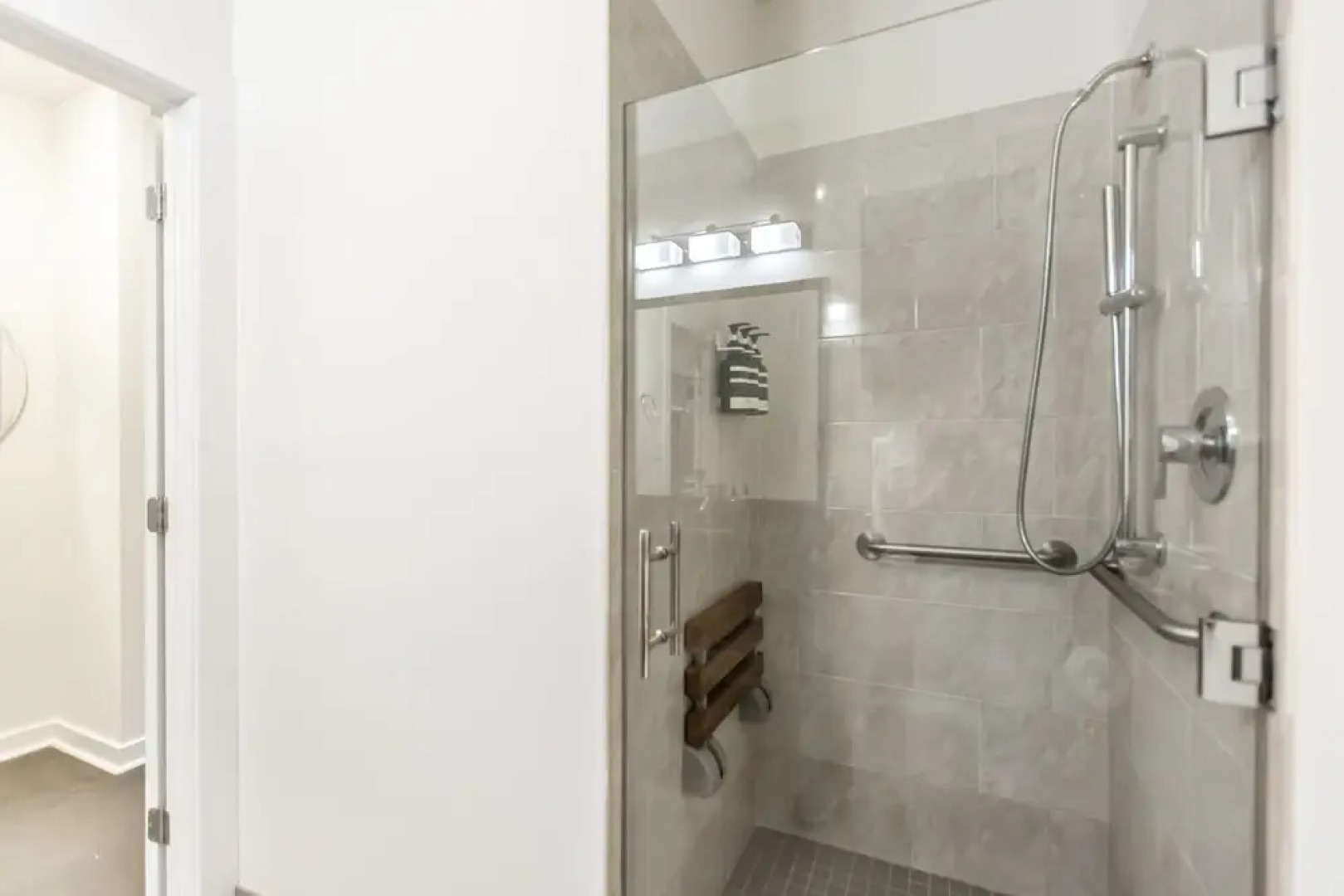 Kasa Alexandria Apartments