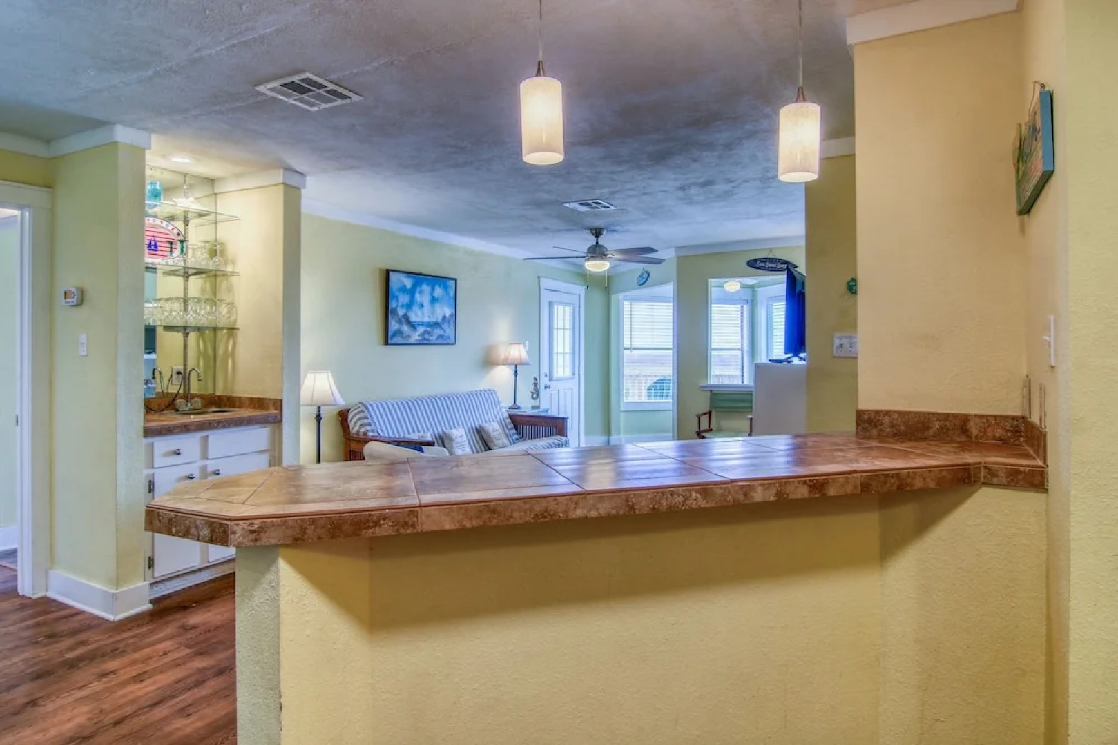 Ray's Retreat - 3 Br Condo