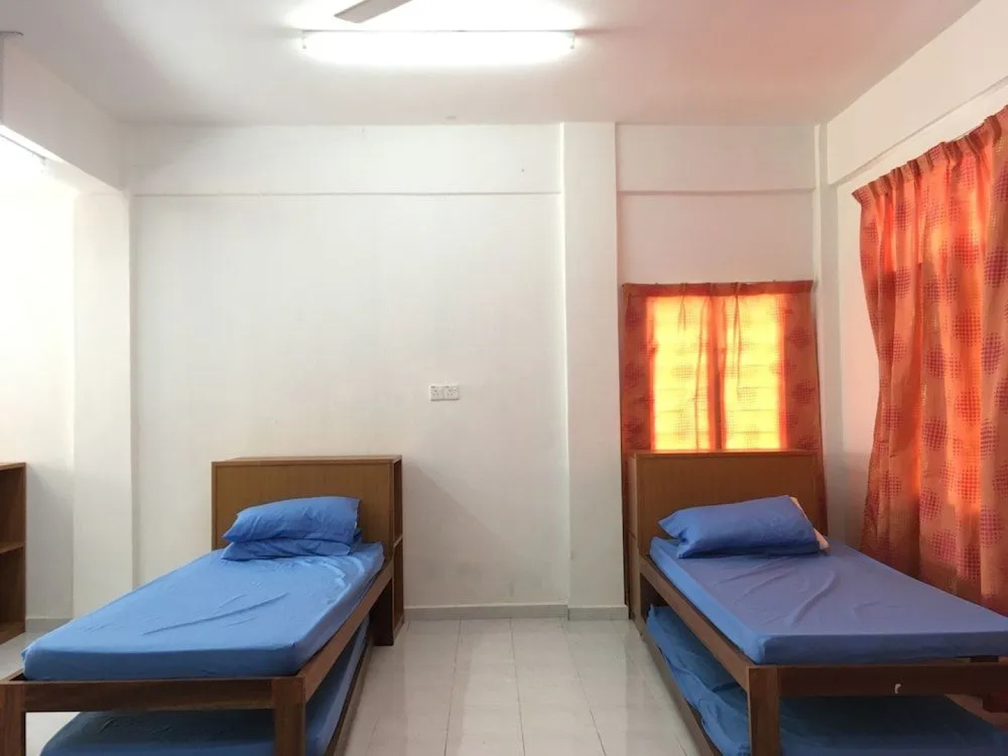 Spot On 89901 Hotel Ship Arm