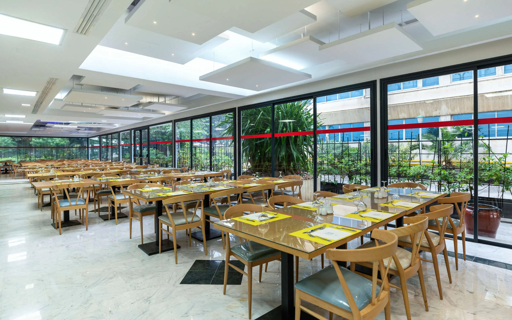 Golden Tulip El Mechtel