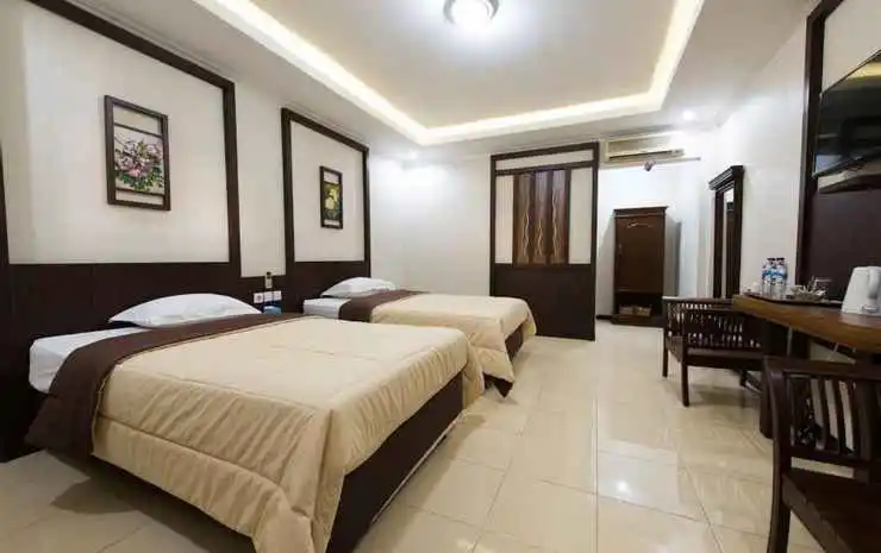 Wisma Djaja Hotel