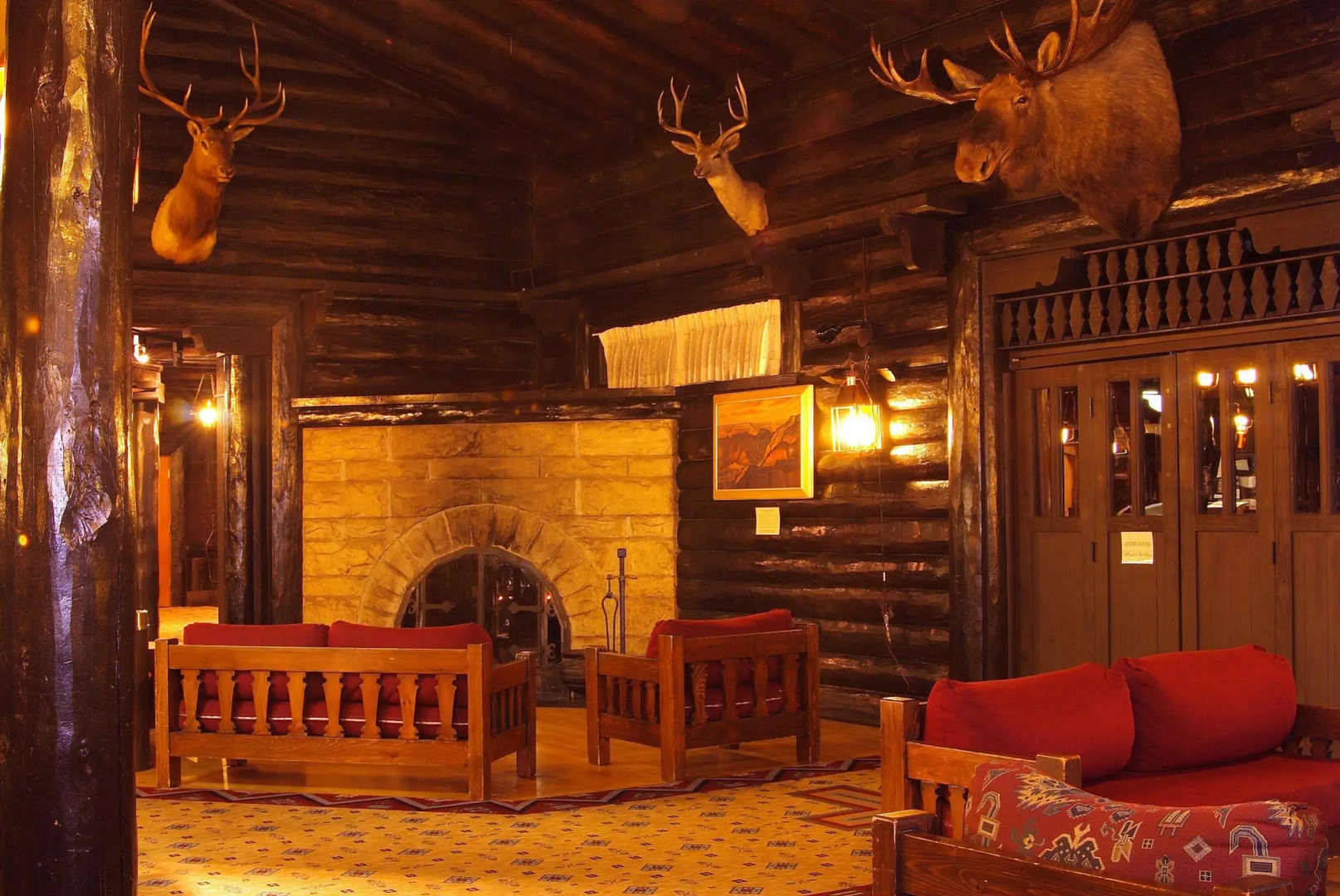 El Tovar - Inside the Park