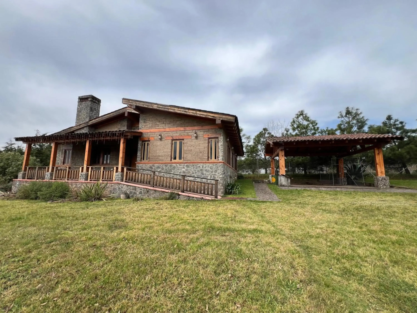 Hotel y Cabañas Mountain Lodge