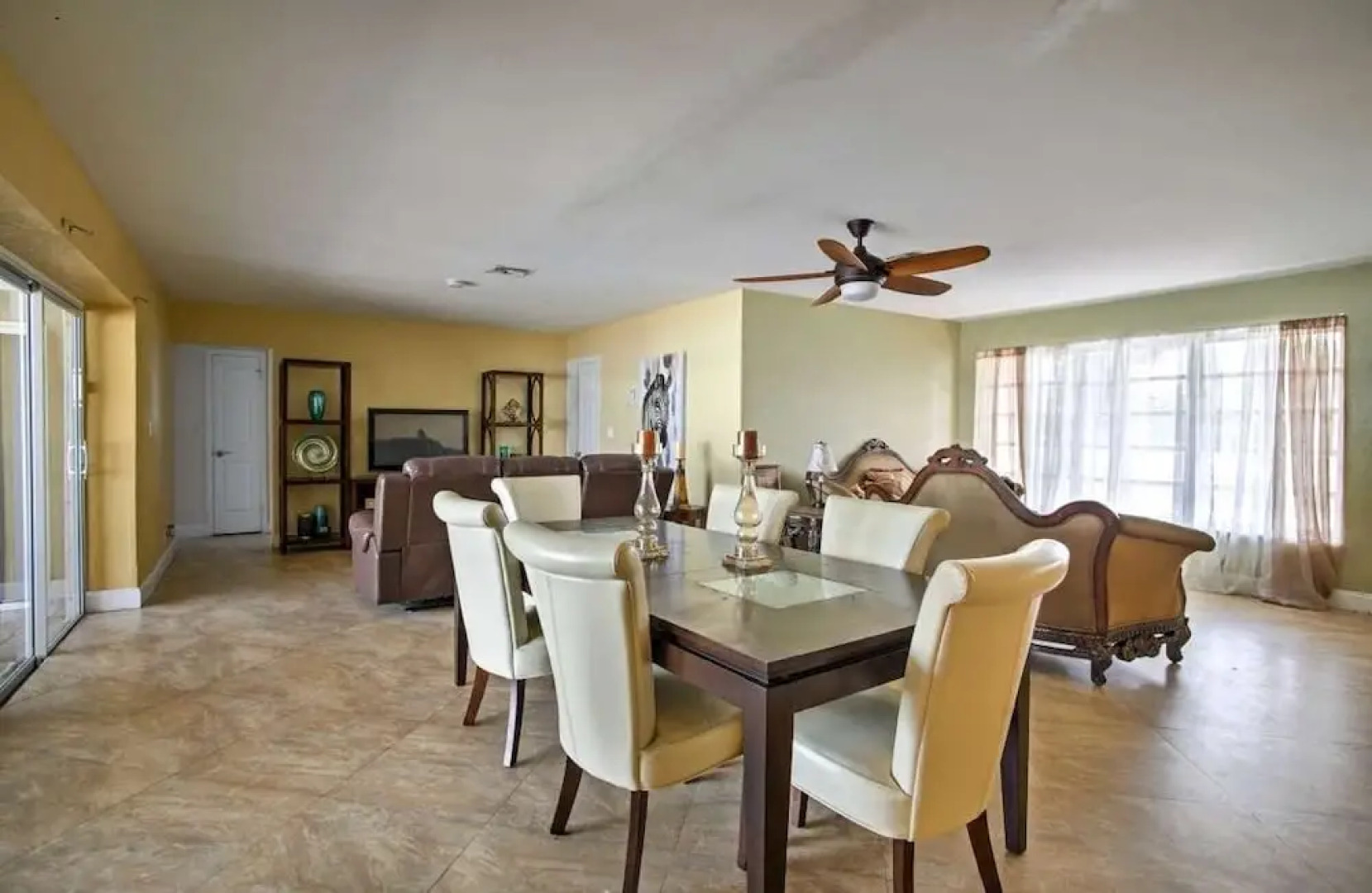 2 Master Suites Pool Home