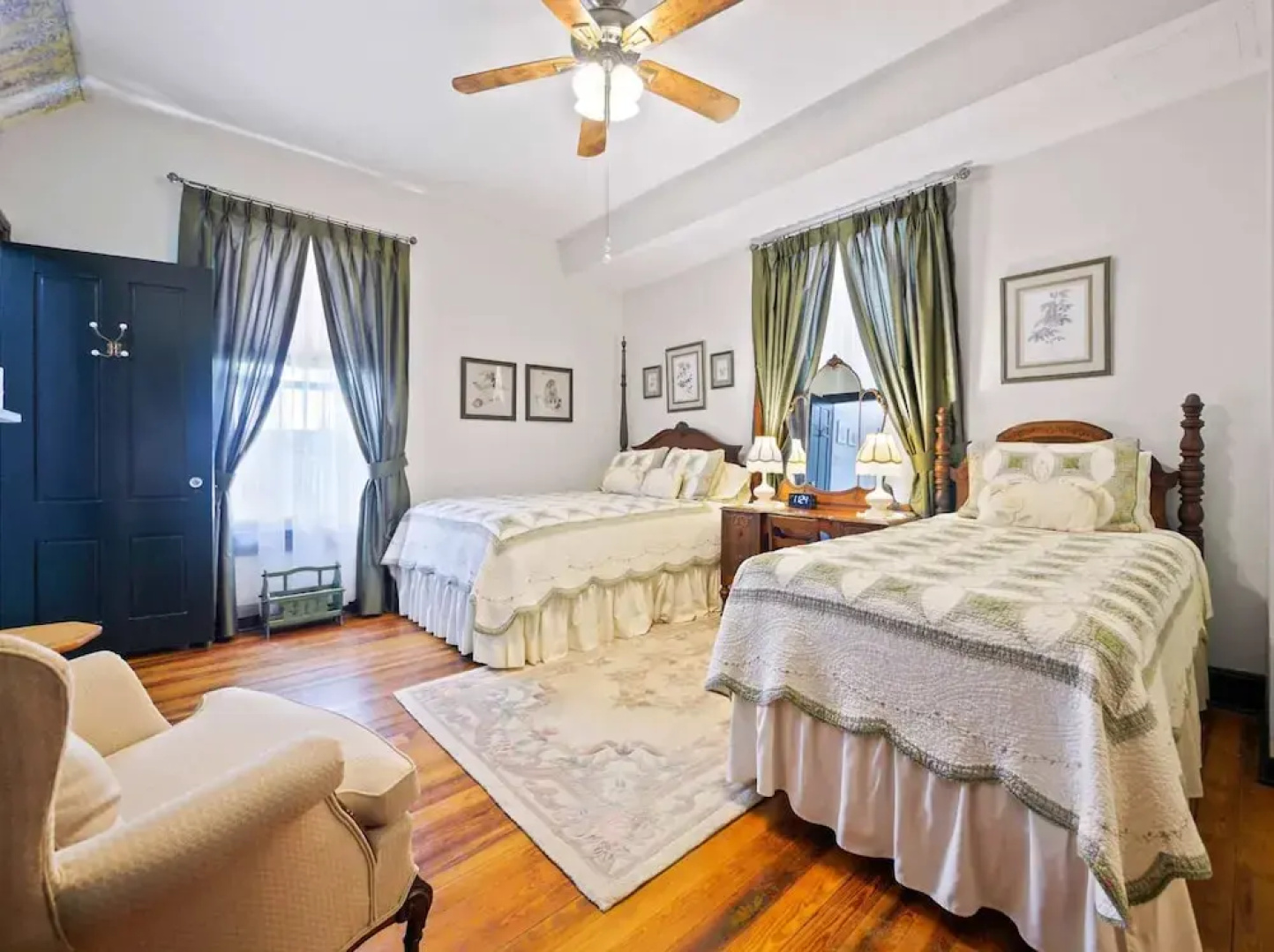 Charming Green Cove Historic Home 1st Floor Stay