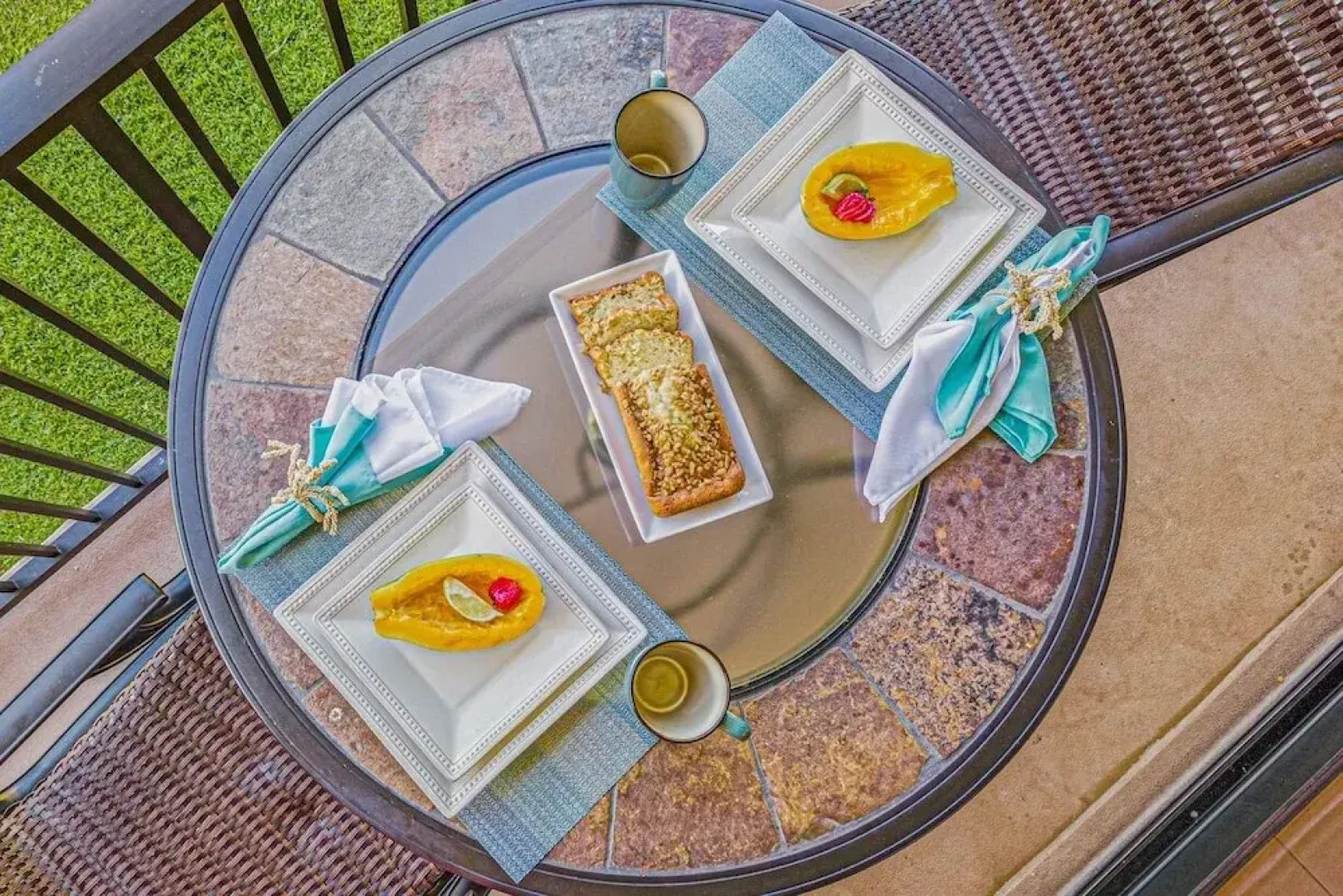 Papakea Oceanview Studio 0 Bedroom Condo by RedAwning