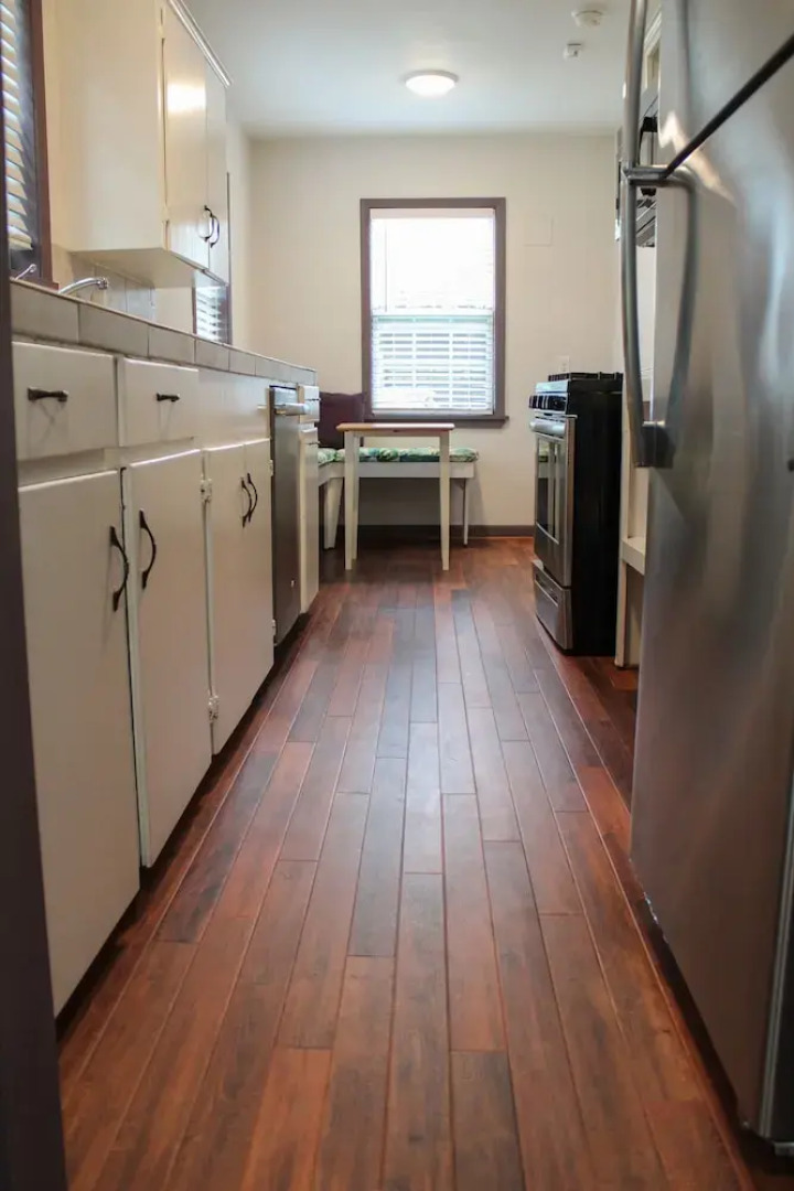 Quiet Sea Point Cottage by Redawning