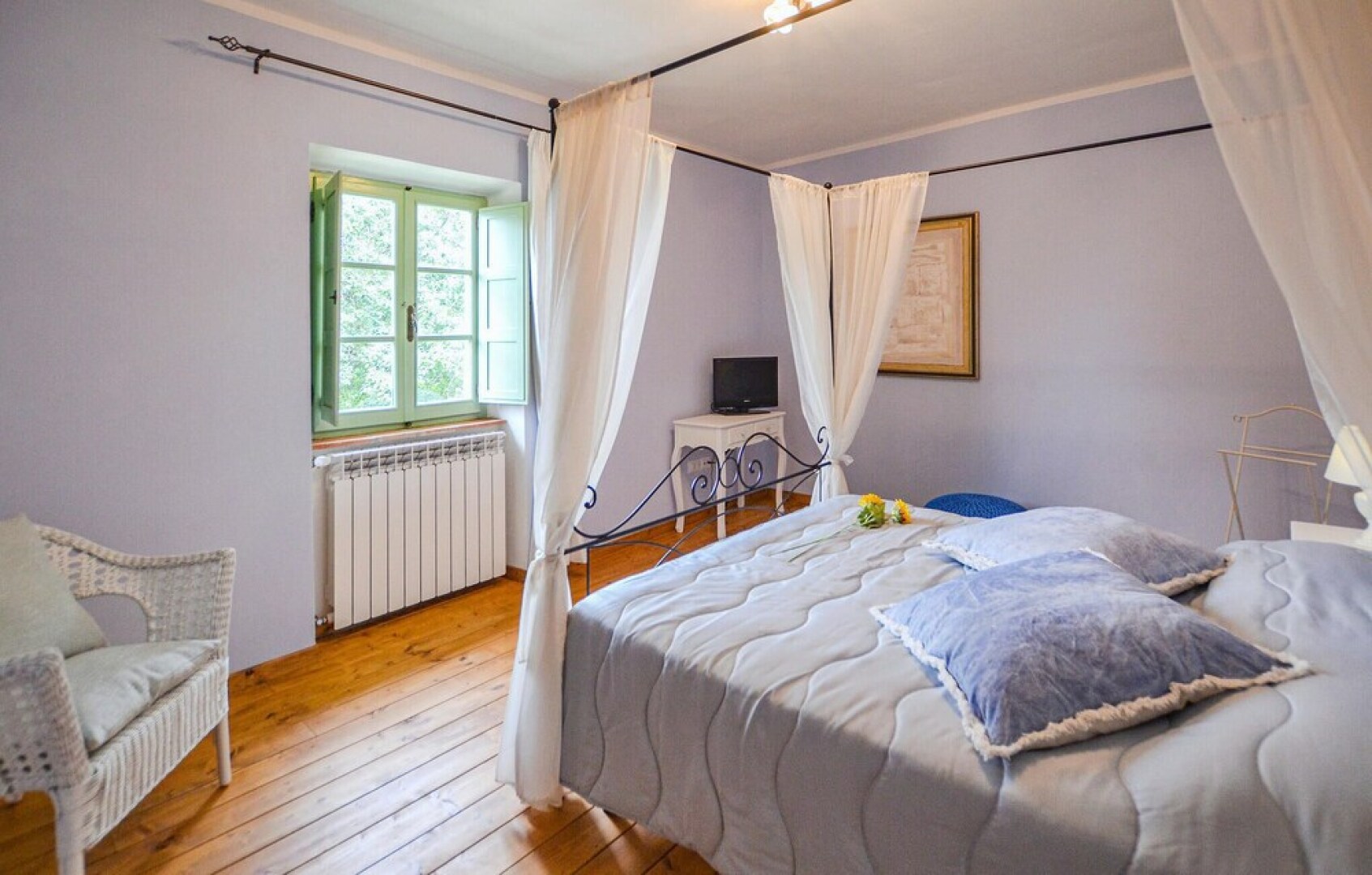 Stunning Home in Arezzo With 5 Bedrooms, Jacuzzi and Wifi