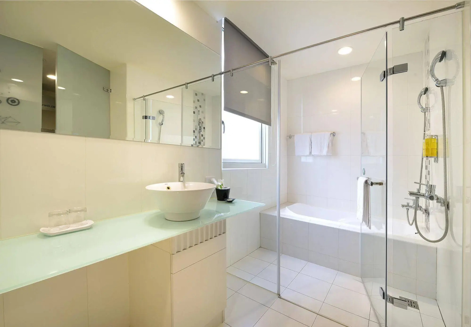 OLAH Poshtel - Taichung Station