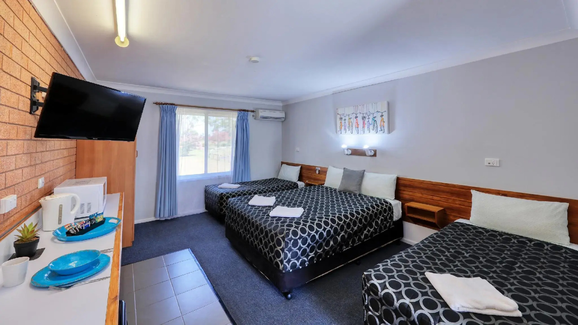 Castlereagh Motor Inn