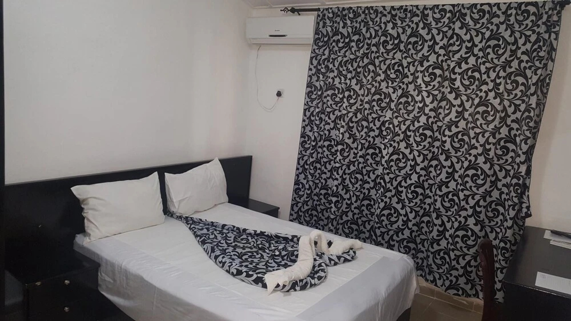 Paloma Guest House & Restaurant