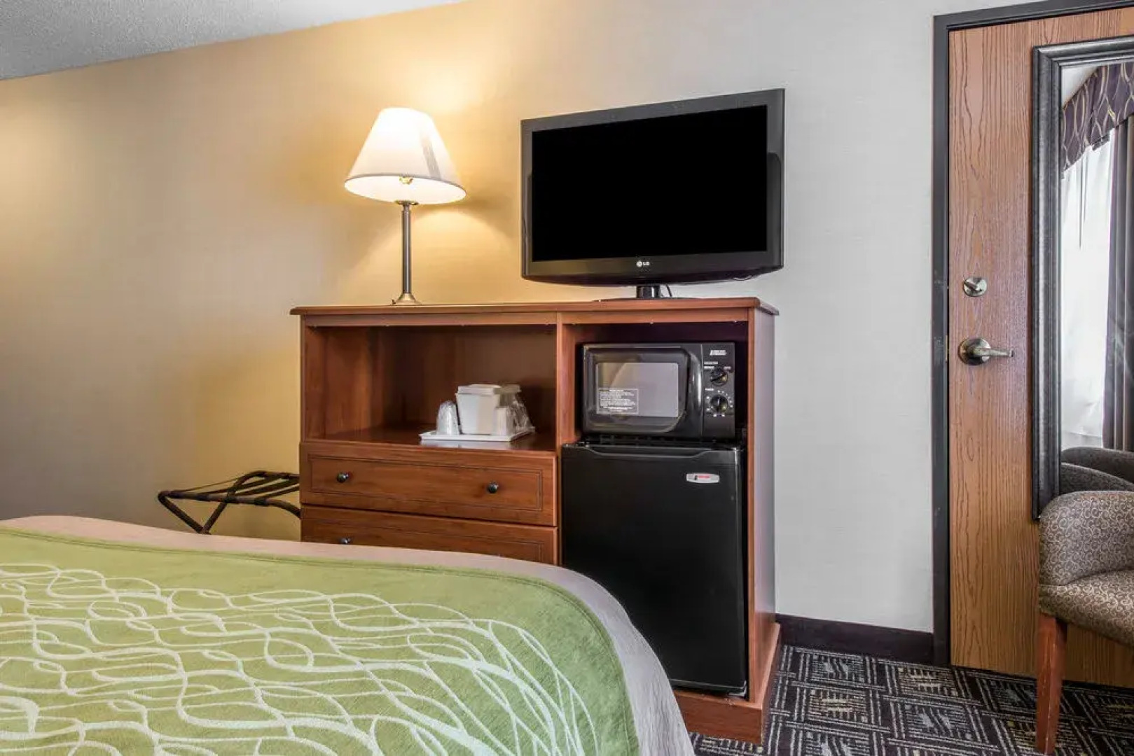 Baymont Inn & Suites Weirton