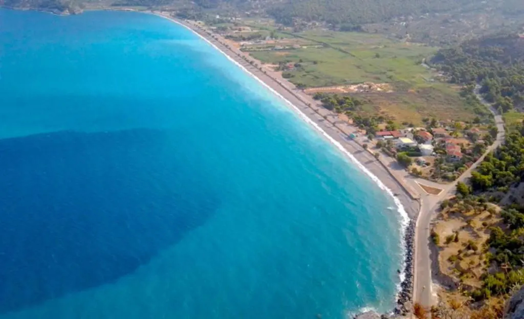 Beachfront self-catering studios in Psatha Bay - 60km from Athens