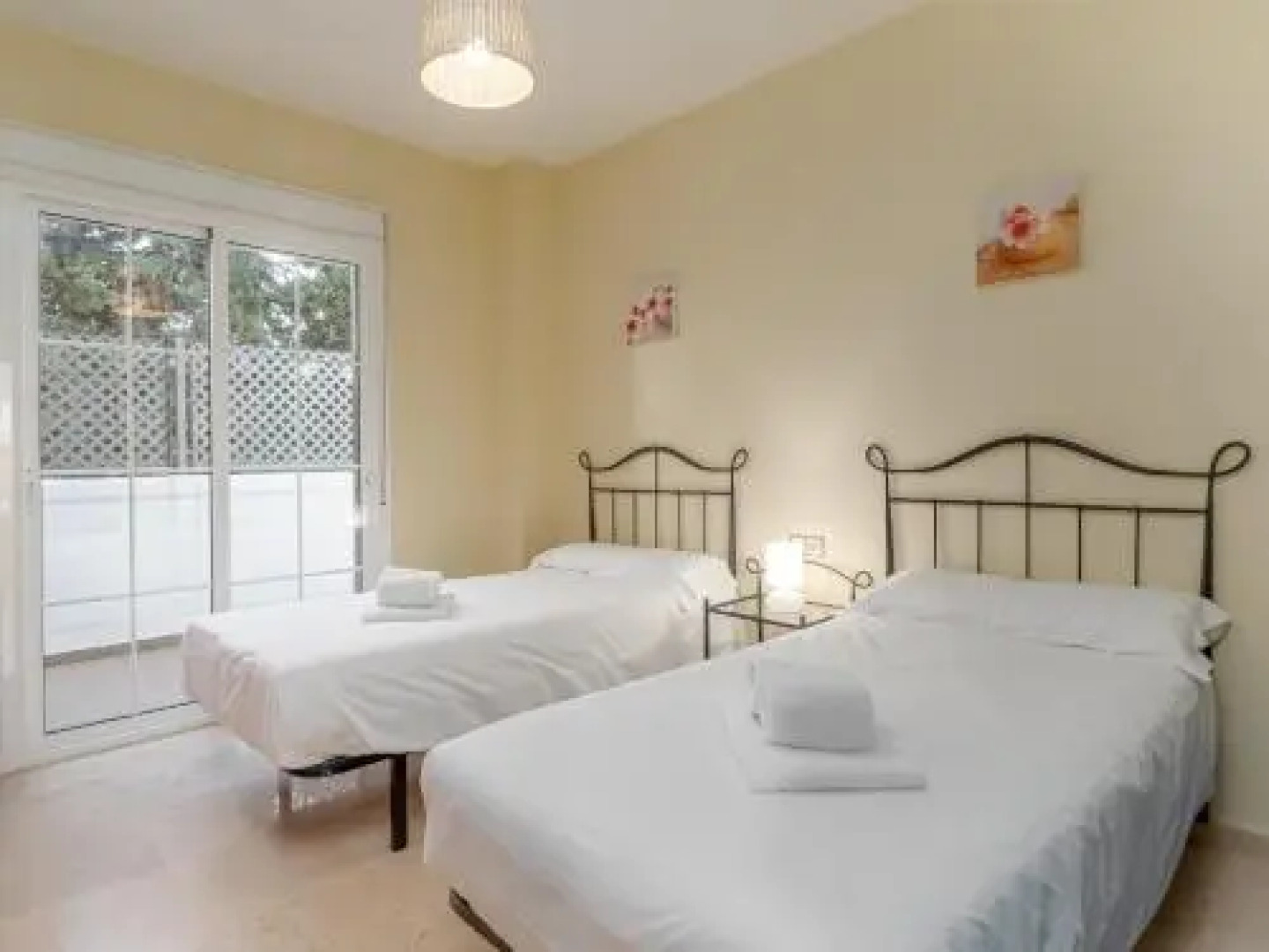 Residencial Duquesa 2044