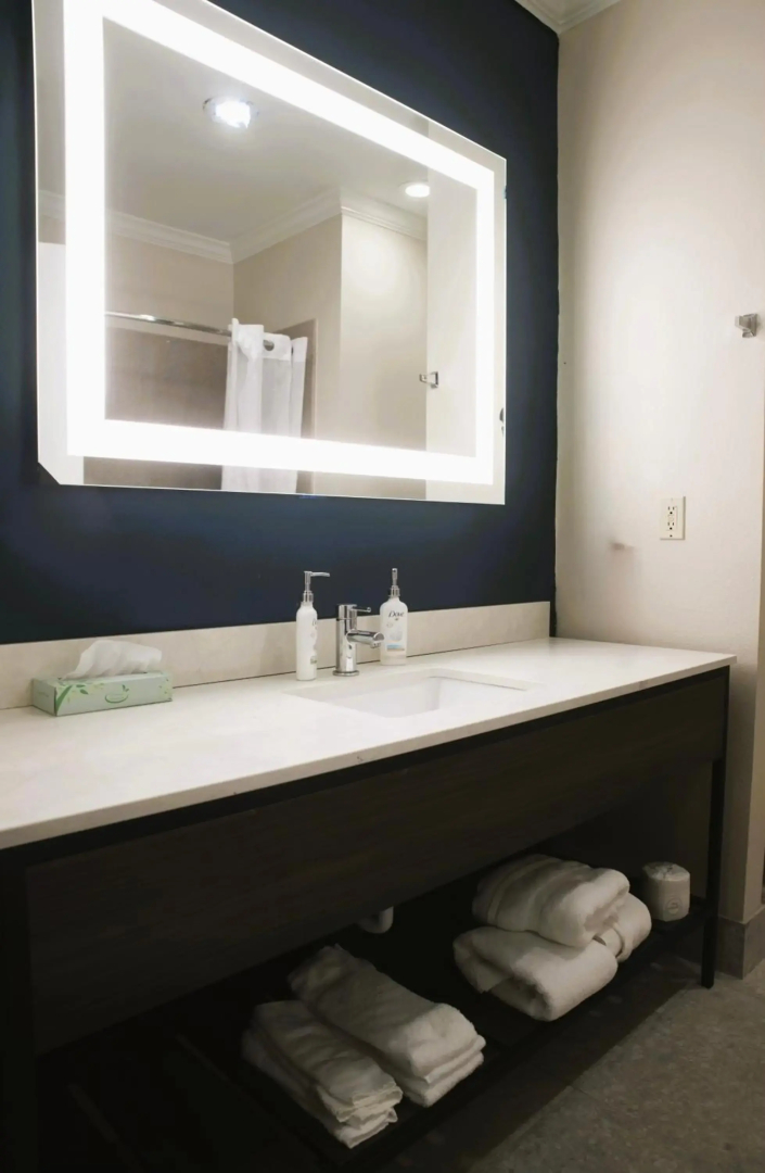 Отель Wyndham Lake Charles