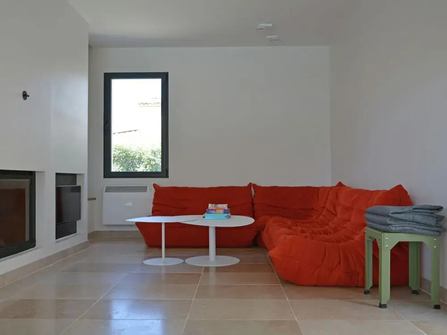 Vibrant Villa in Malaucène With Private Garden