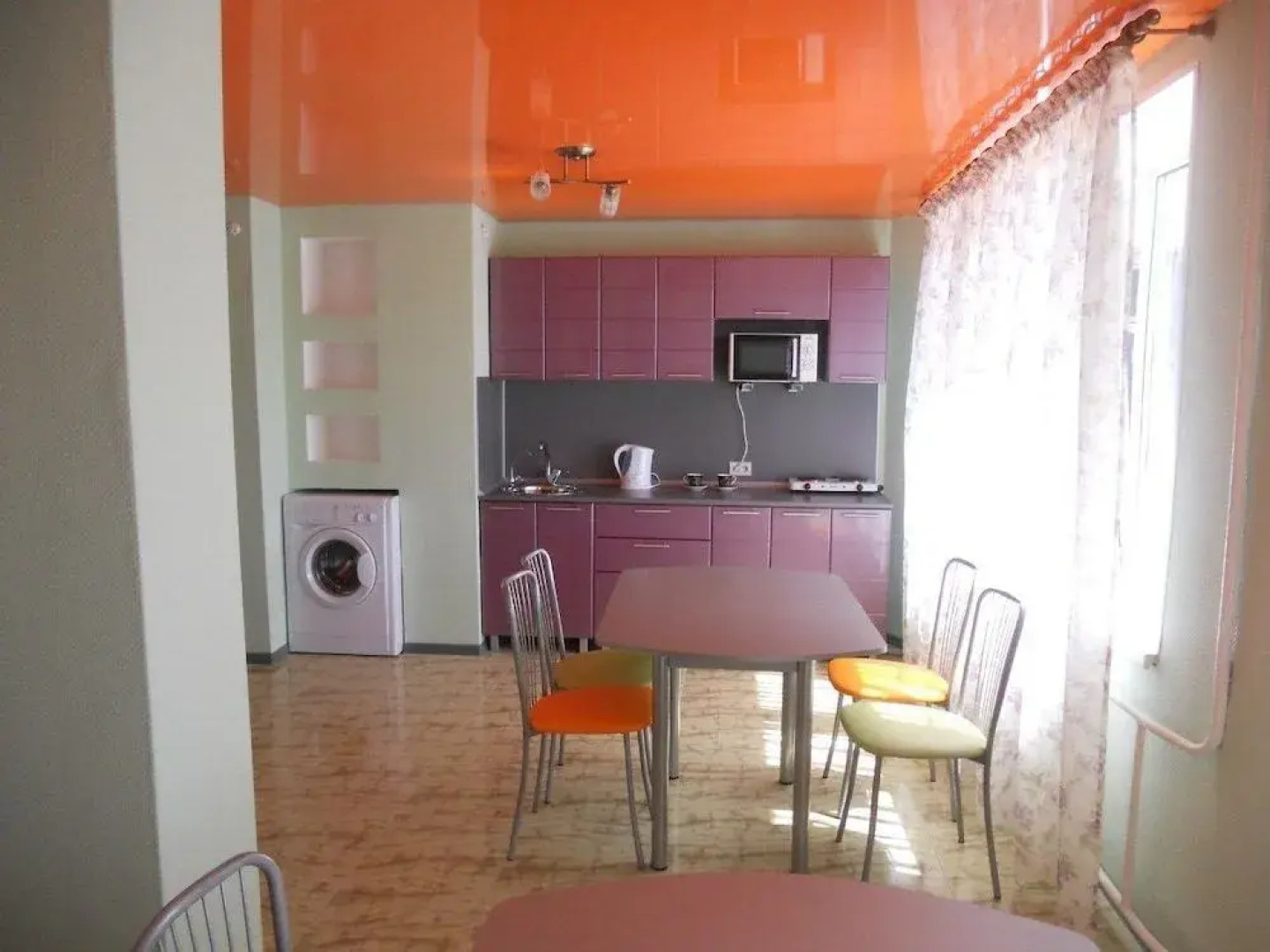 Sun Shine Хостел