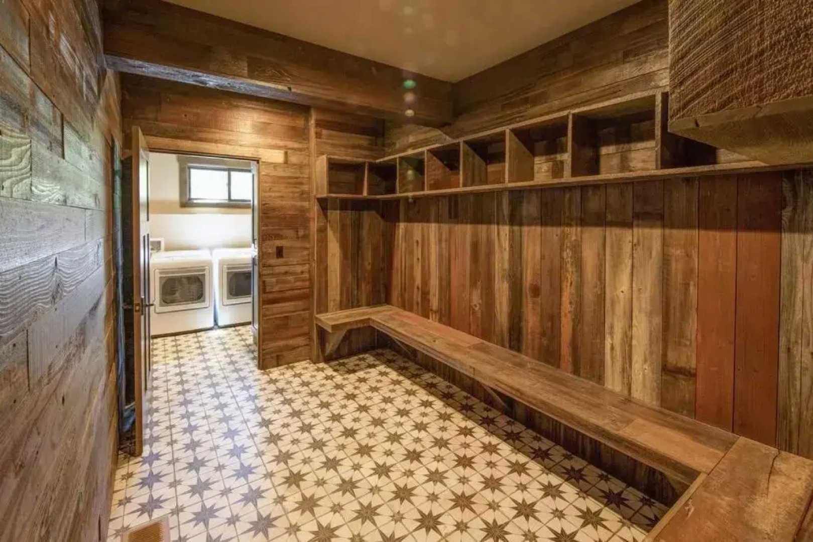 Blue Mountain Majesty