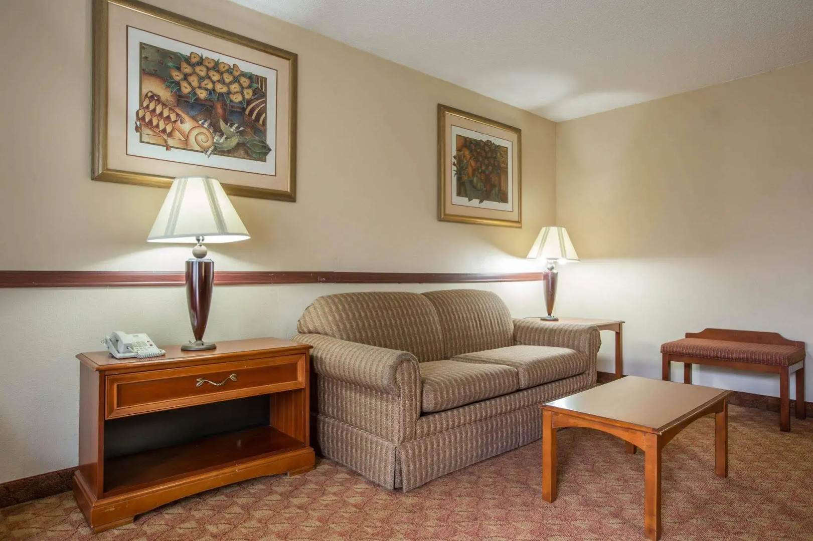 Quality Inn & Suites Hanes Mall