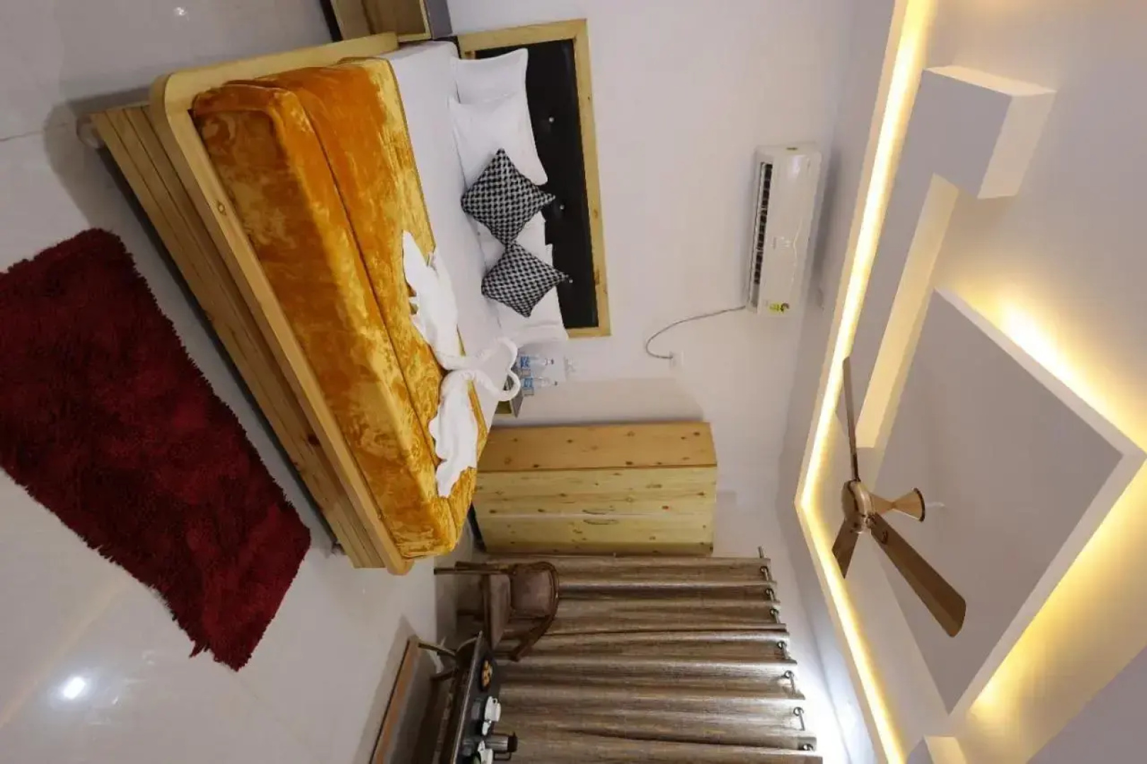 Hotel The Queen by Jal's