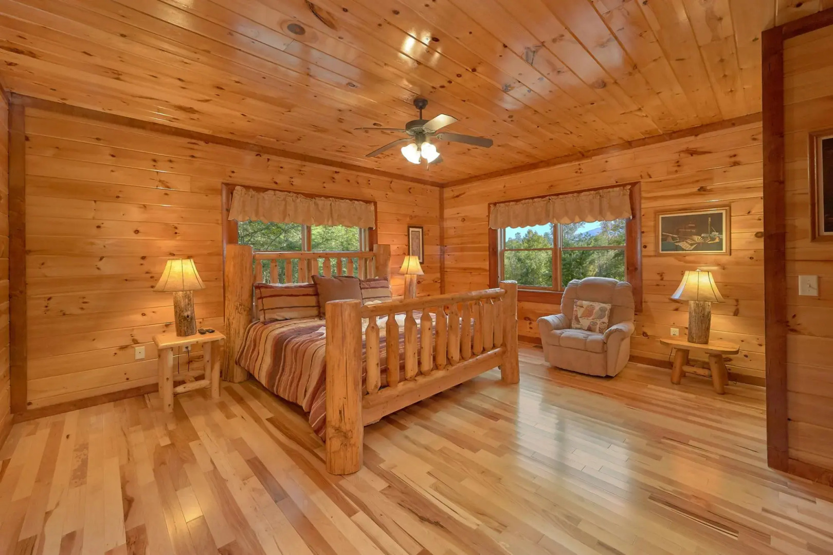 Live Laugh Love Pool Lodge