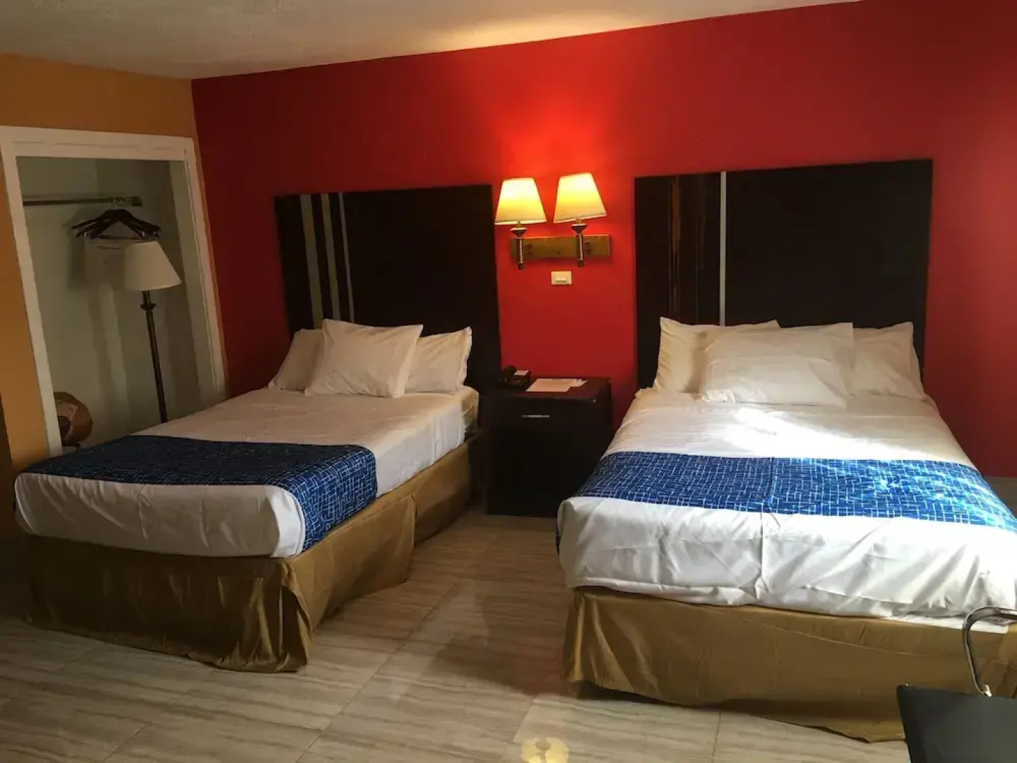 Red Carpet Inn
