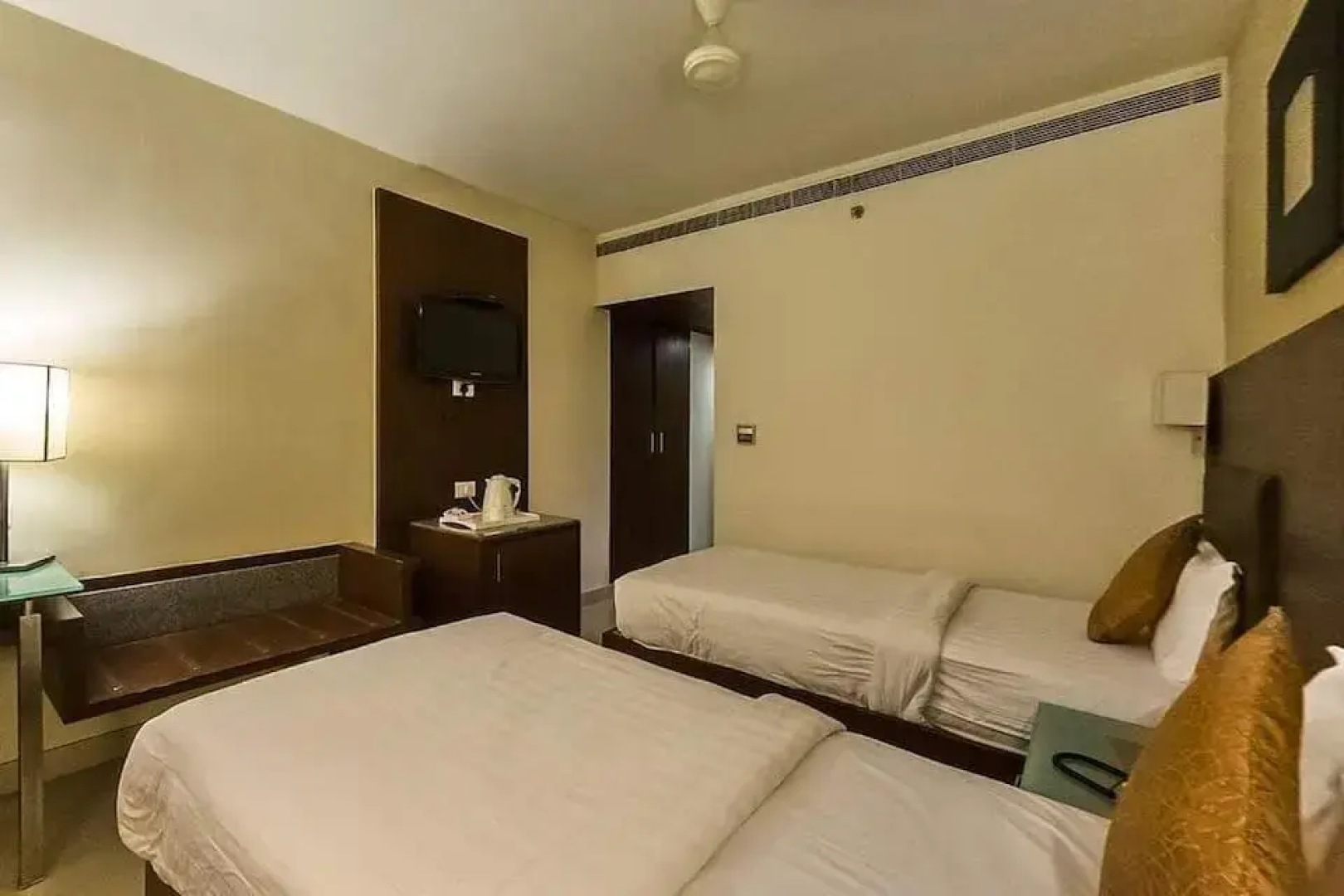 Hotel Jetty Grand