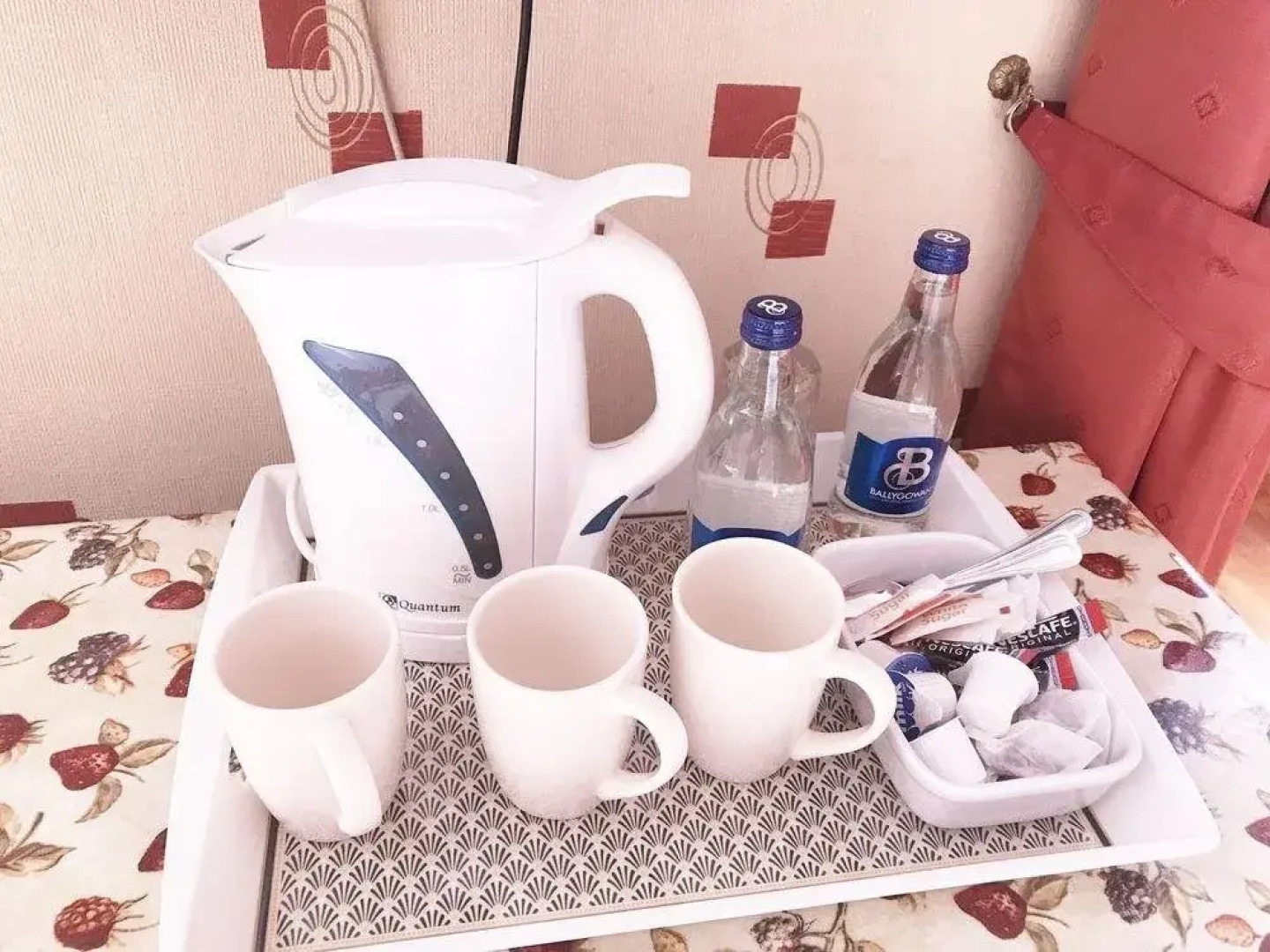 McCauls Bar & Guesthouse