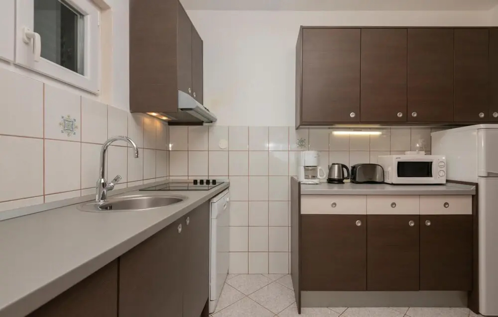 Amazing Home in Makarska With Wifi and 3 Bedrooms