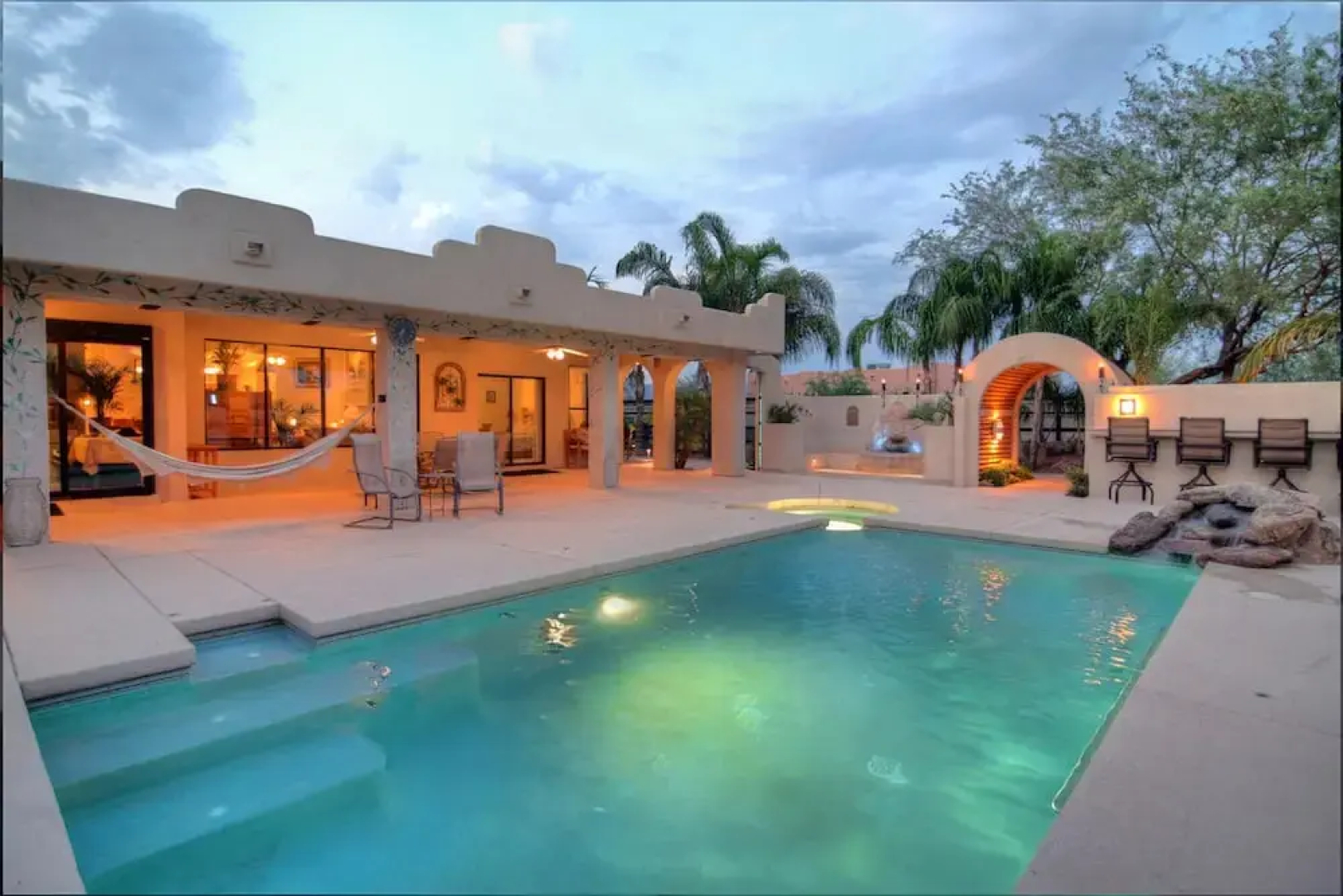 Desert Hills Paradise 5 Br By Casago